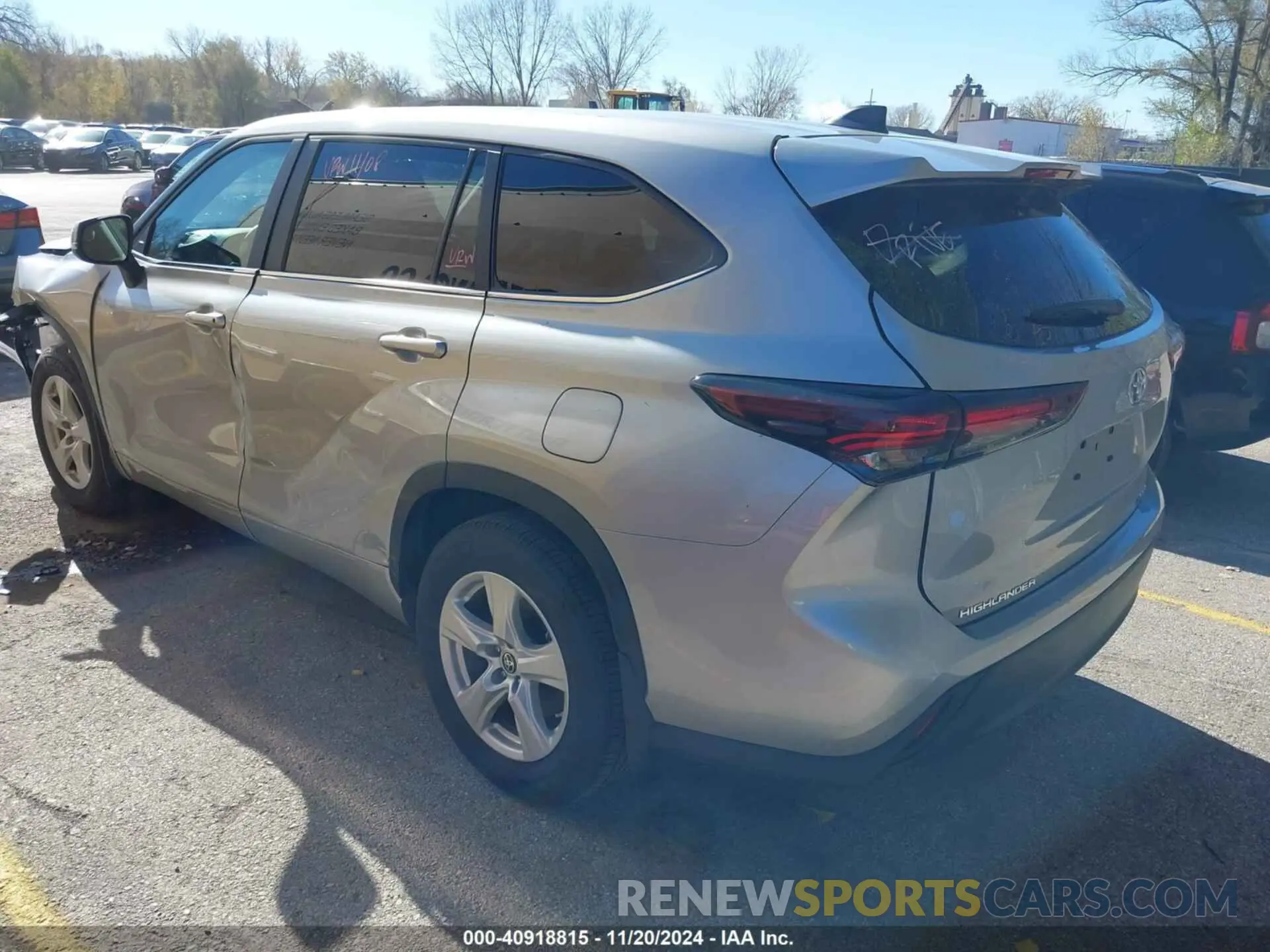 3 fotografías del automóvil dañado 5TDKDRBH5RS539485 TOYOTA HIGHLANDER 2024