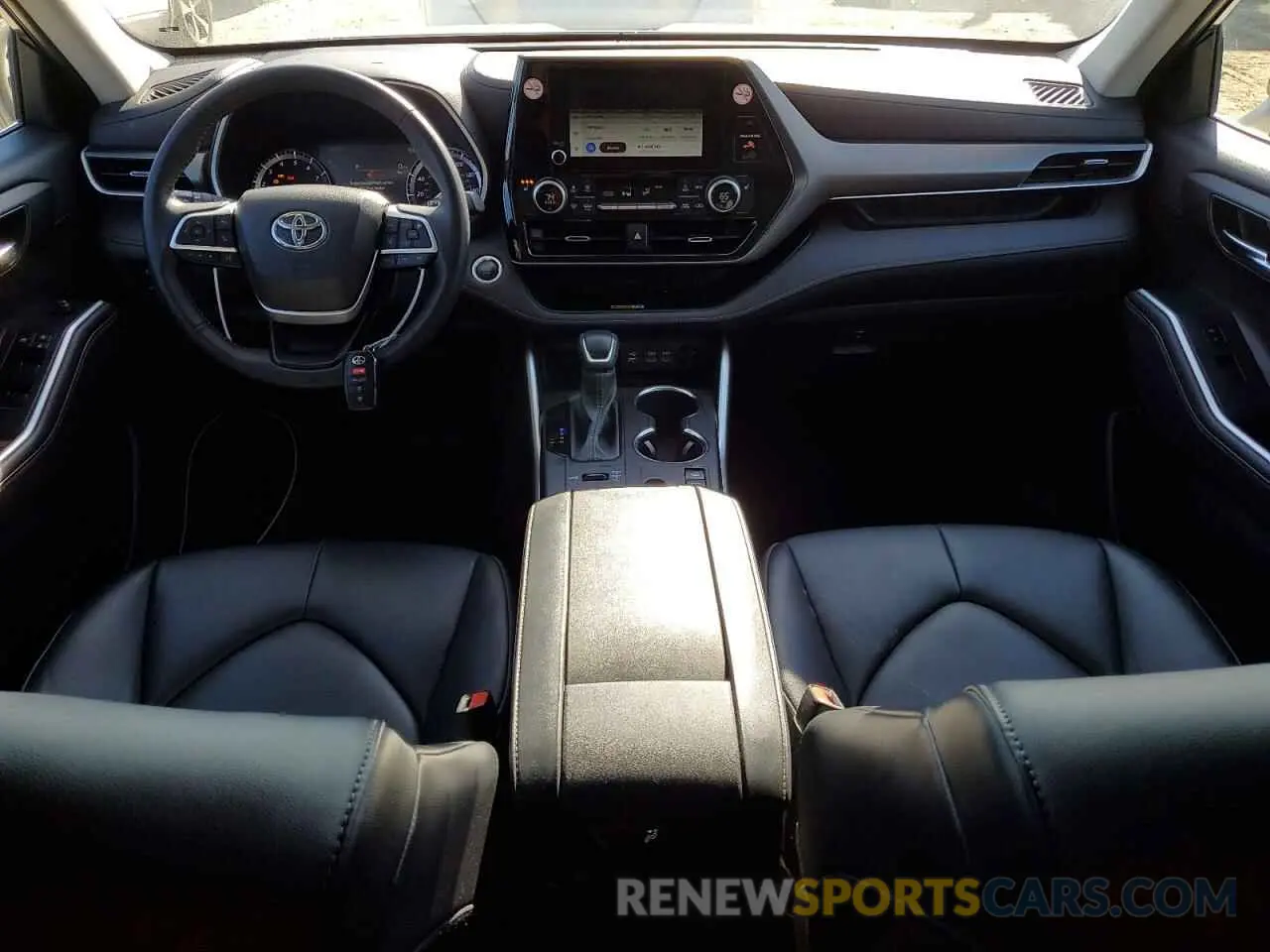 8 fotografías del automóvil dañado 5TDKDRBH5RS545626 TOYOTA HIGHLANDER 2024