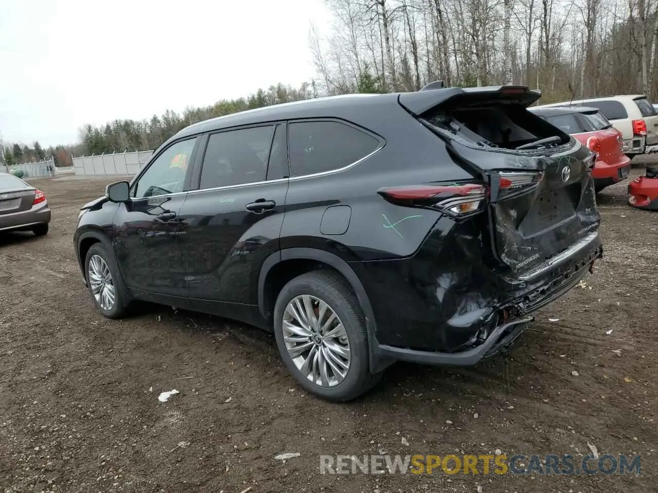 2 fotografías del automóvil dañado 5TDKDRBH5RS551667 TOYOTA HIGHLANDER 2024