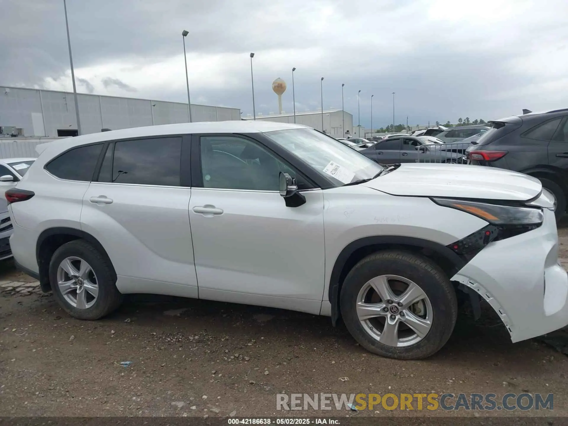 13 fotografías del automóvil dañado 5TDKDRBH6RS536028 TOYOTA HIGHLANDER 2024
