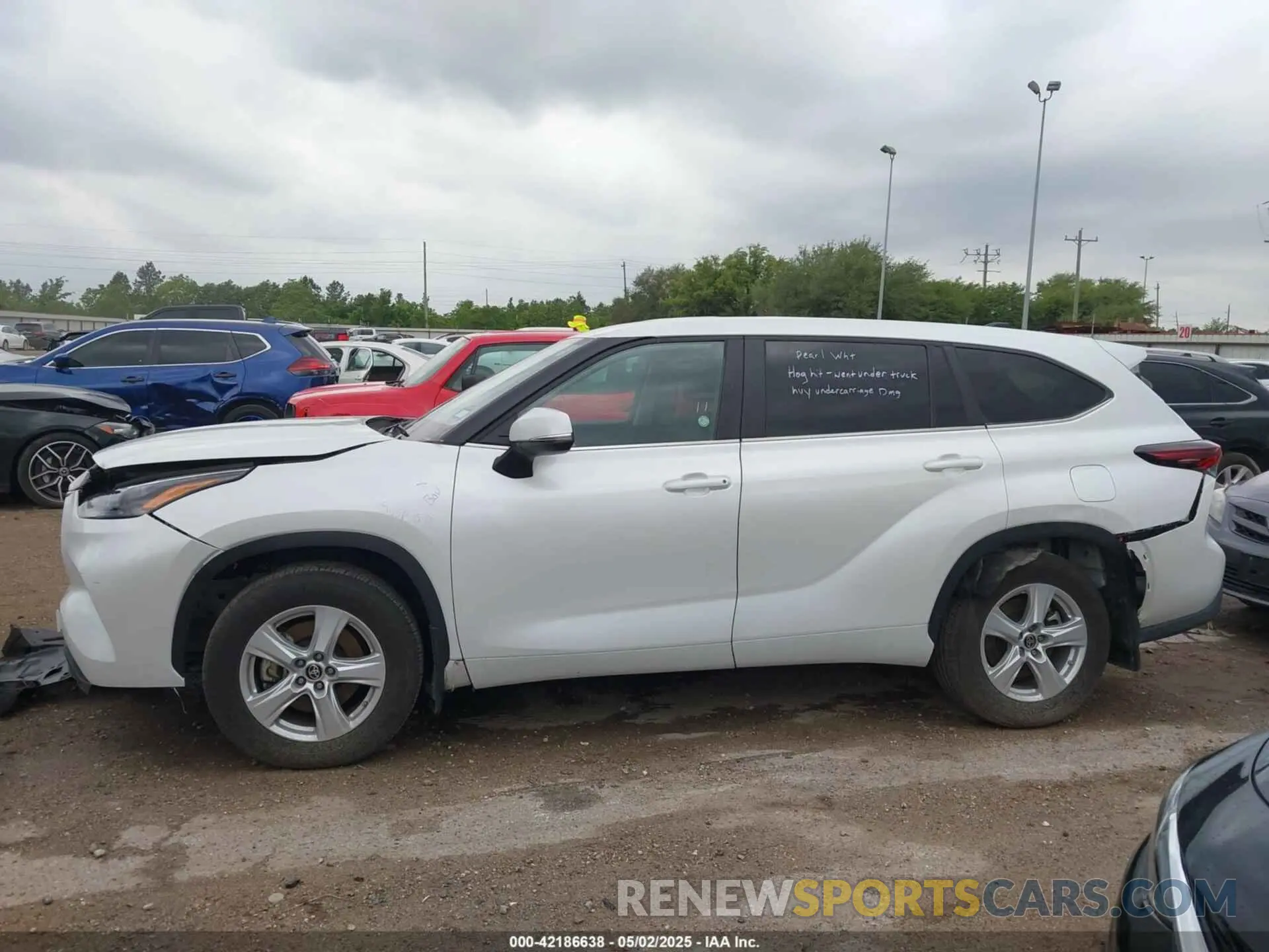 14 fotografías del automóvil dañado 5TDKDRBH6RS536028 TOYOTA HIGHLANDER 2024