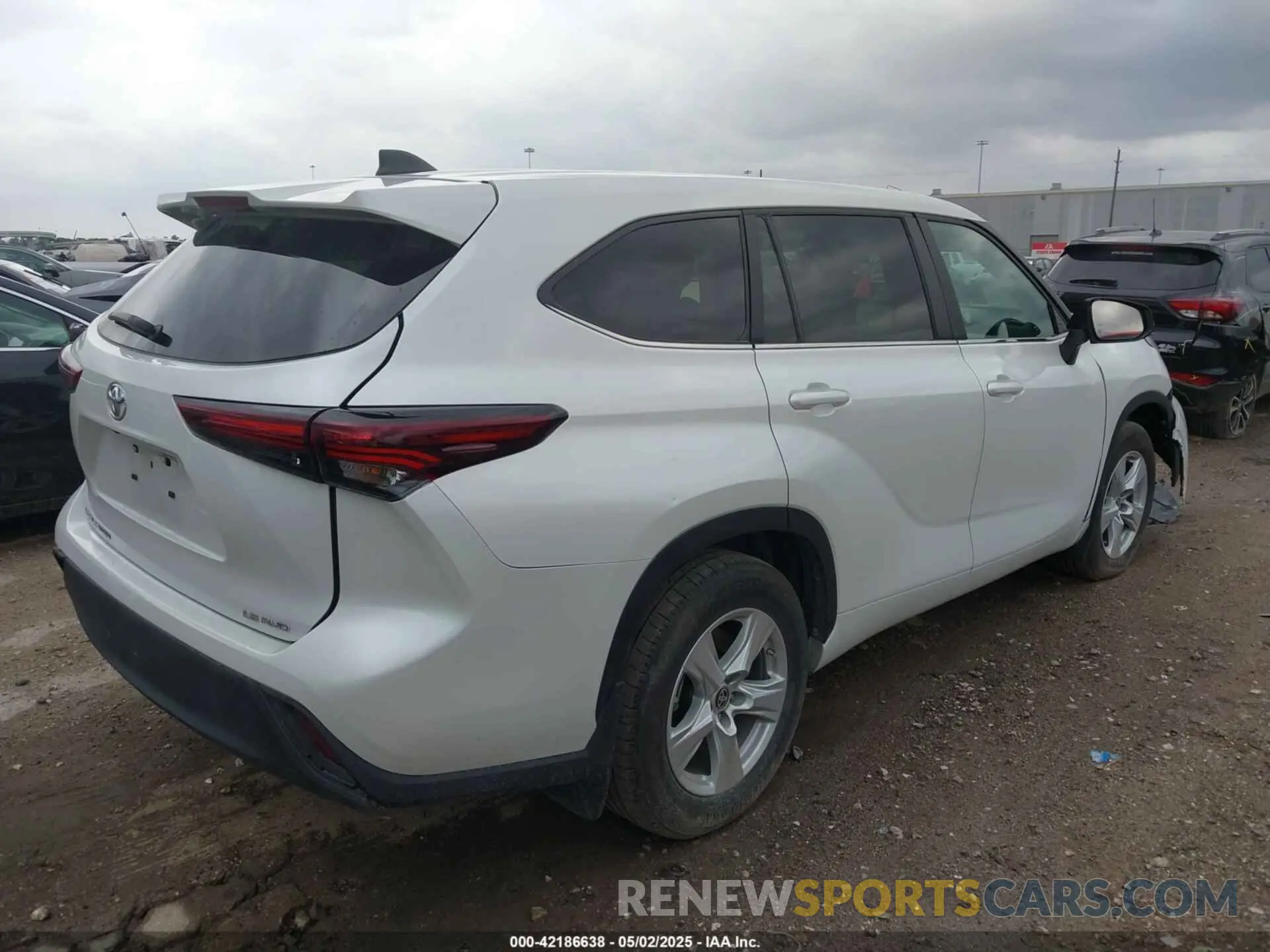 4 fotografías del automóvil dañado 5TDKDRBH6RS536028 TOYOTA HIGHLANDER 2024