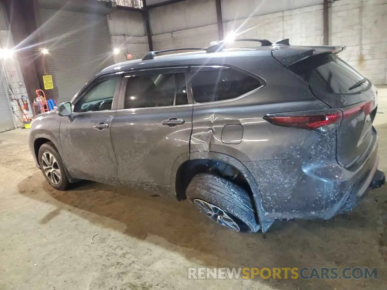 2 fotografías del automóvil dañado 5TDKDRBH6RS552245 TOYOTA HIGHLANDER 2024