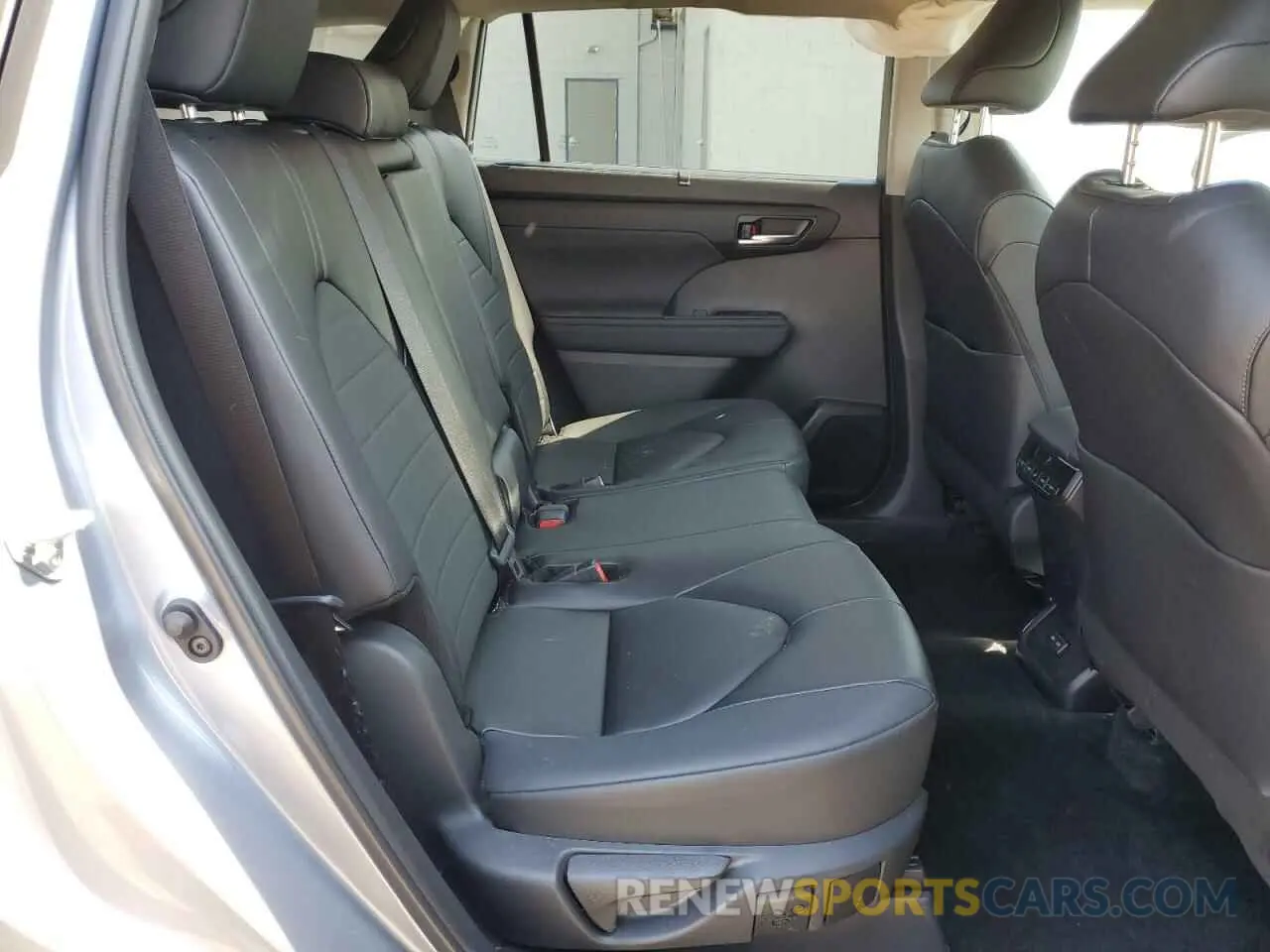 11 fotografías del automóvil dañado 5TDKDRBH7RS539875 TOYOTA HIGHLANDER 2024
