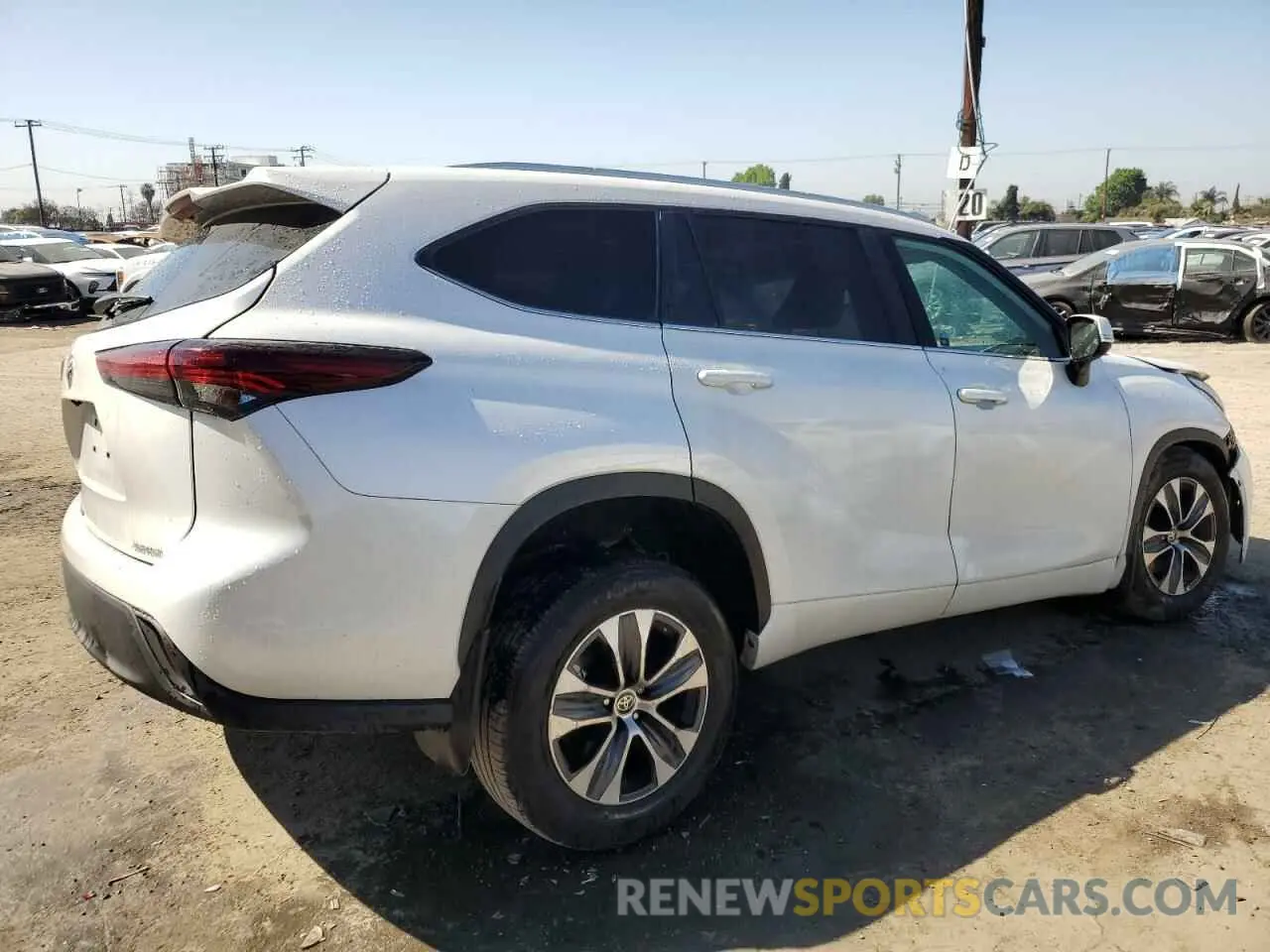 3 fotografías del automóvil dañado 5TDKDRBH7RS541125 TOYOTA HIGHLANDER 2024