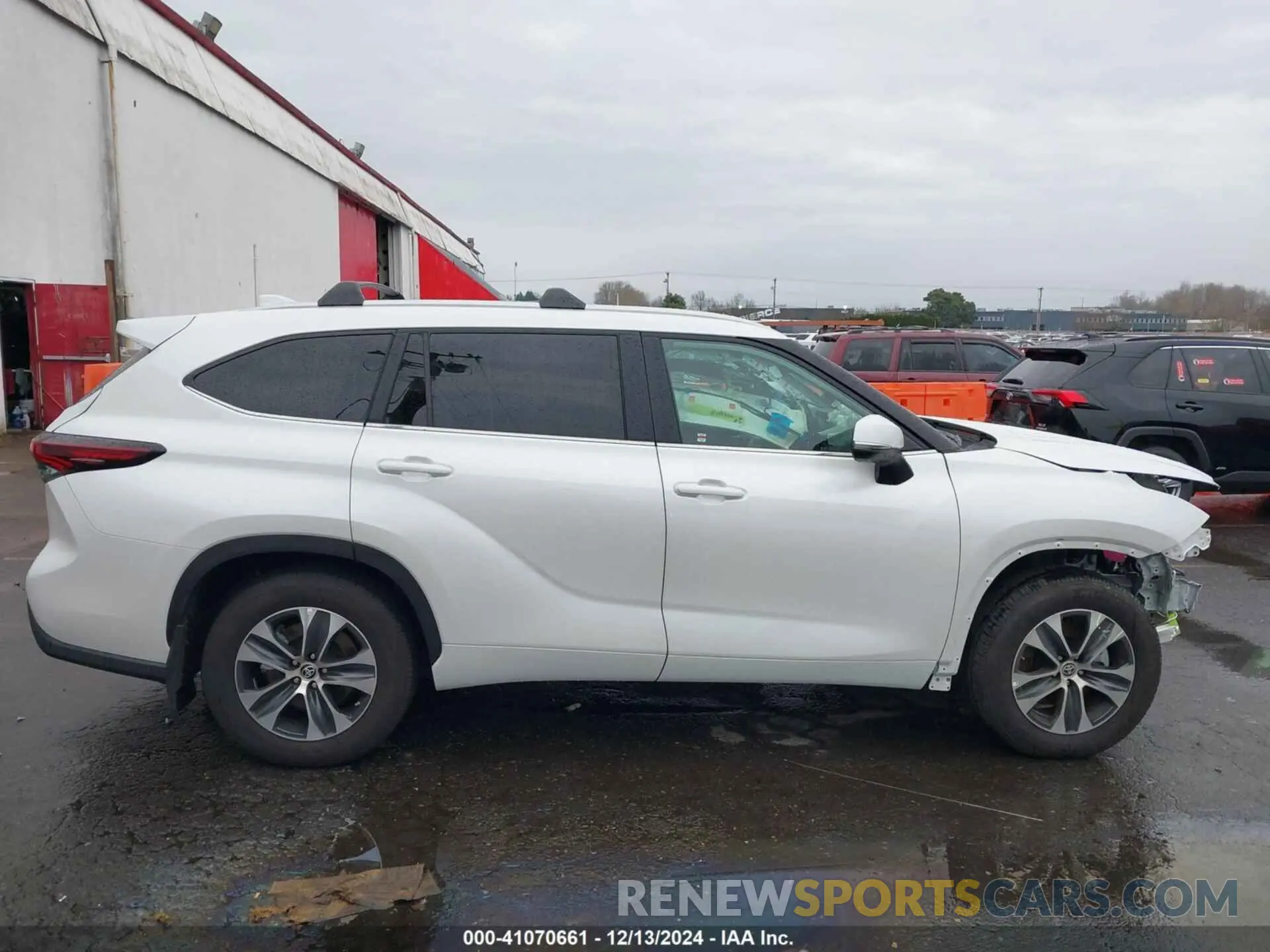 14 fotografías del automóvil dañado 5TDKDRBH7RS542288 TOYOTA HIGHLANDER 2024