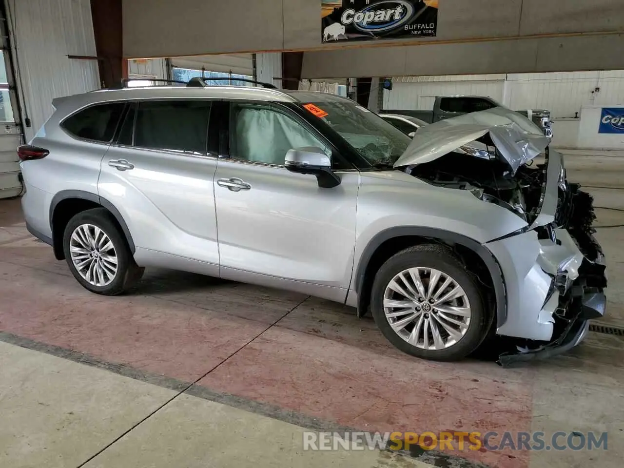 4 fotografías del automóvil dañado 5TDKDRBH7RS543831 TOYOTA HIGHLANDER 2024