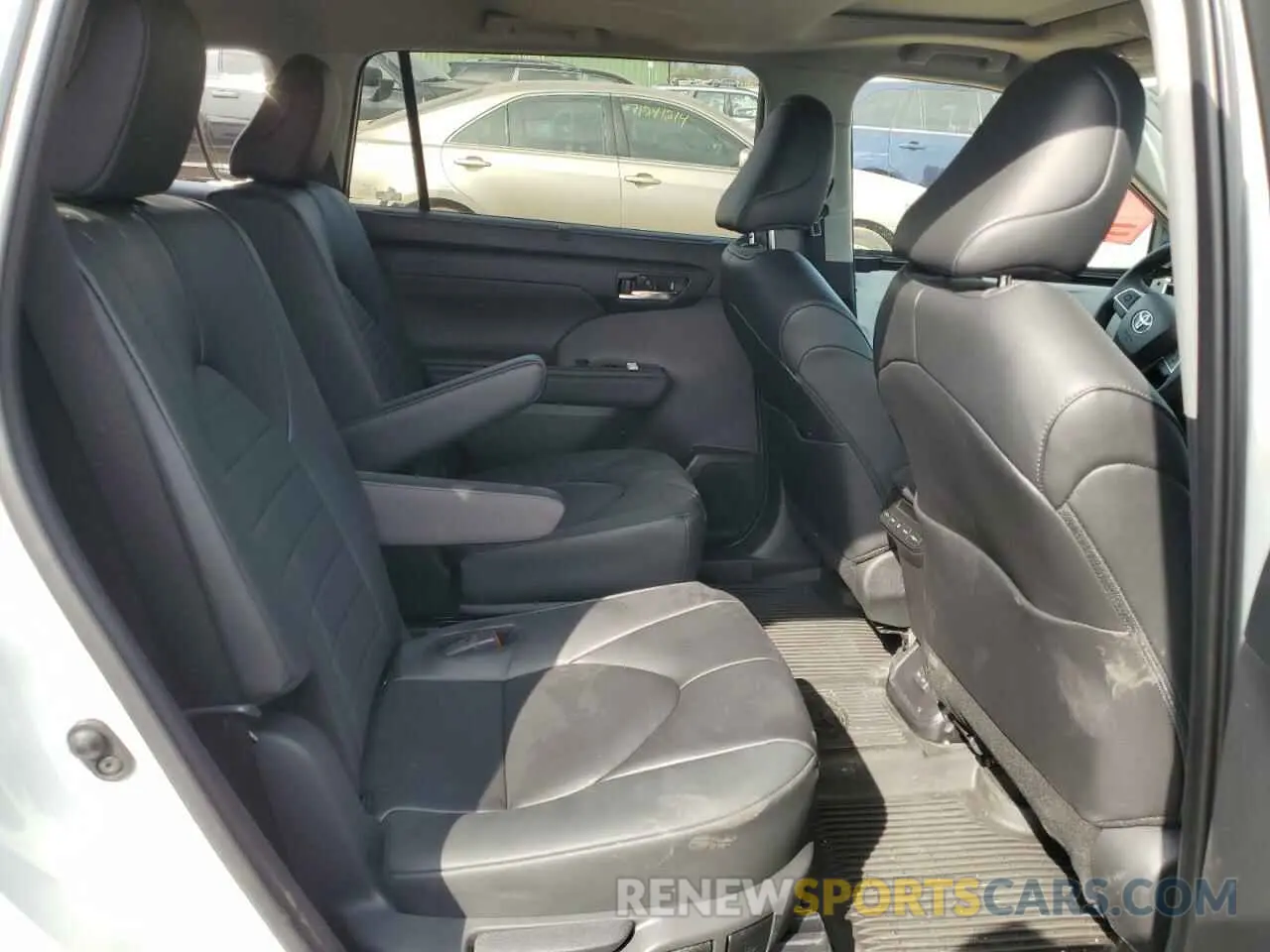 10 fotografías del automóvil dañado 5TDKDRBH7RS565926 TOYOTA HIGHLANDER 2024