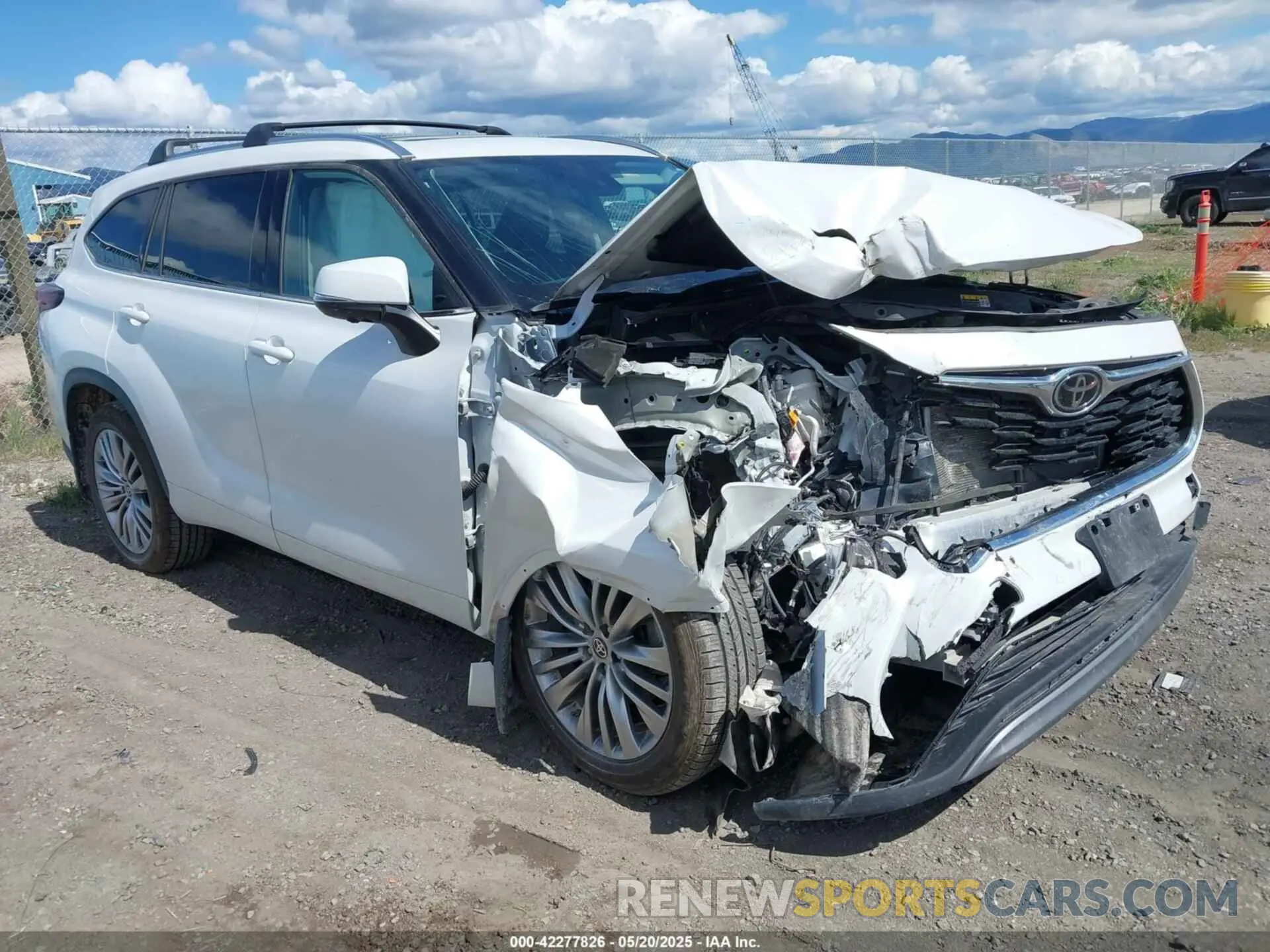 1 fotografías del automóvil dañado 5TDKDRBHXRS572904 TOYOTA HIGHLANDER 2024