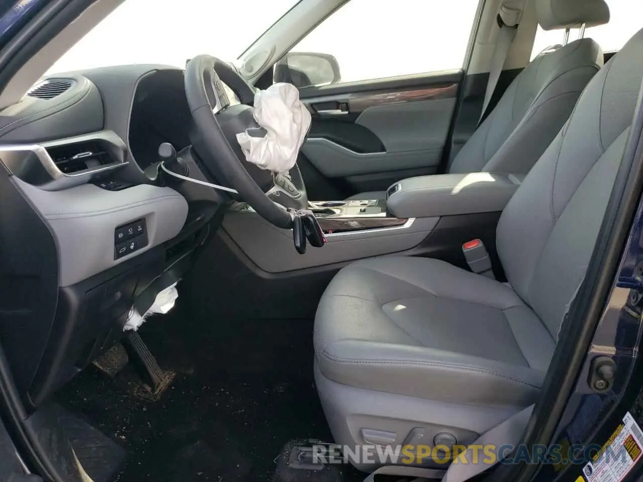 7 fotografías del automóvil dañado 5TDXBRCH2RS604402 TOYOTA HIGHLANDER 2024