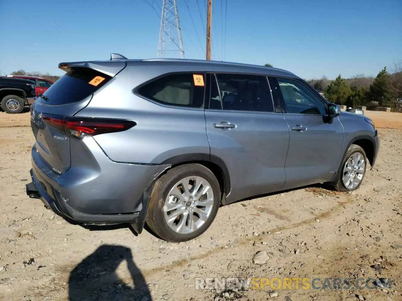 3 fotografías del automóvil dañado 5TDXBRCH9RS615848 TOYOTA HIGHLANDER 2024