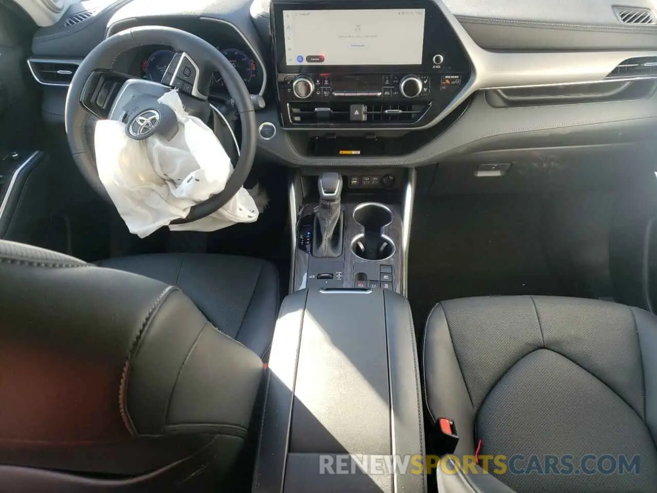 8 fotografías del automóvil dañado 5TDYARAHXRS535730 TOYOTA HIGHLANDER 2024