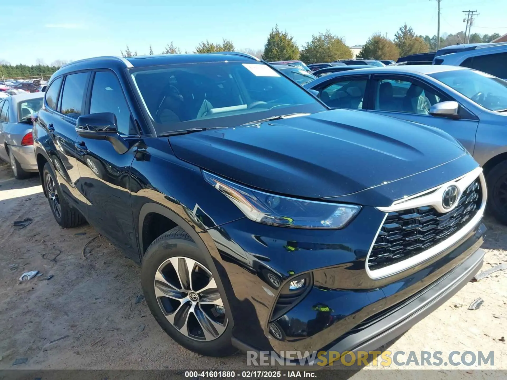 1 fotografías del automóvil dañado 5TDKDRAH8SS551248 TOYOTA HIGHLANDER 2025