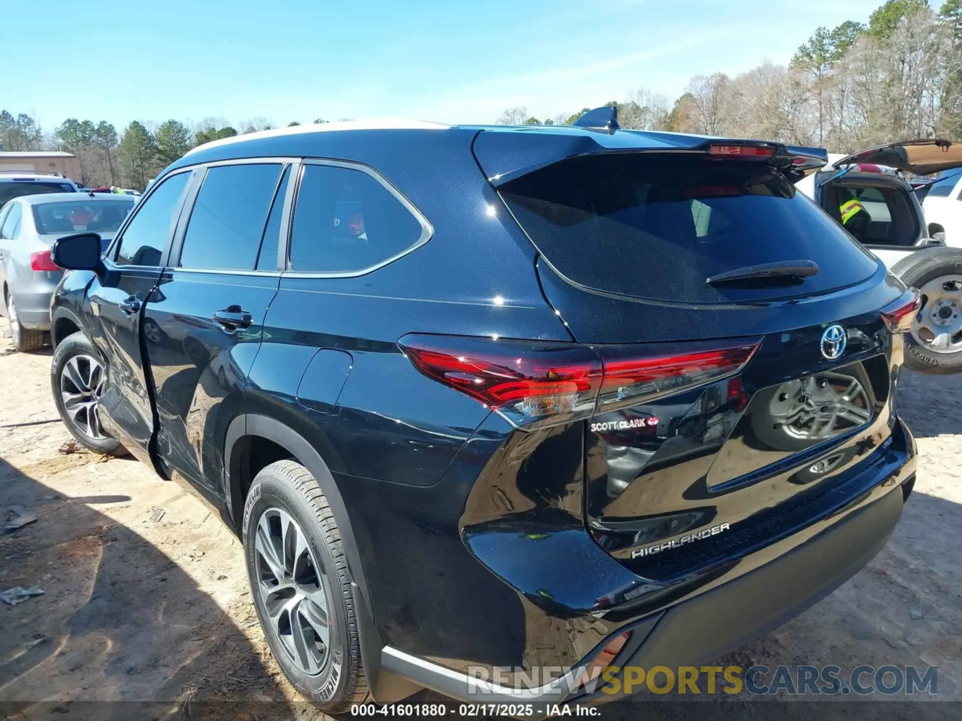 3 fotografías del automóvil dañado 5TDKDRAH8SS551248 TOYOTA HIGHLANDER 2025
