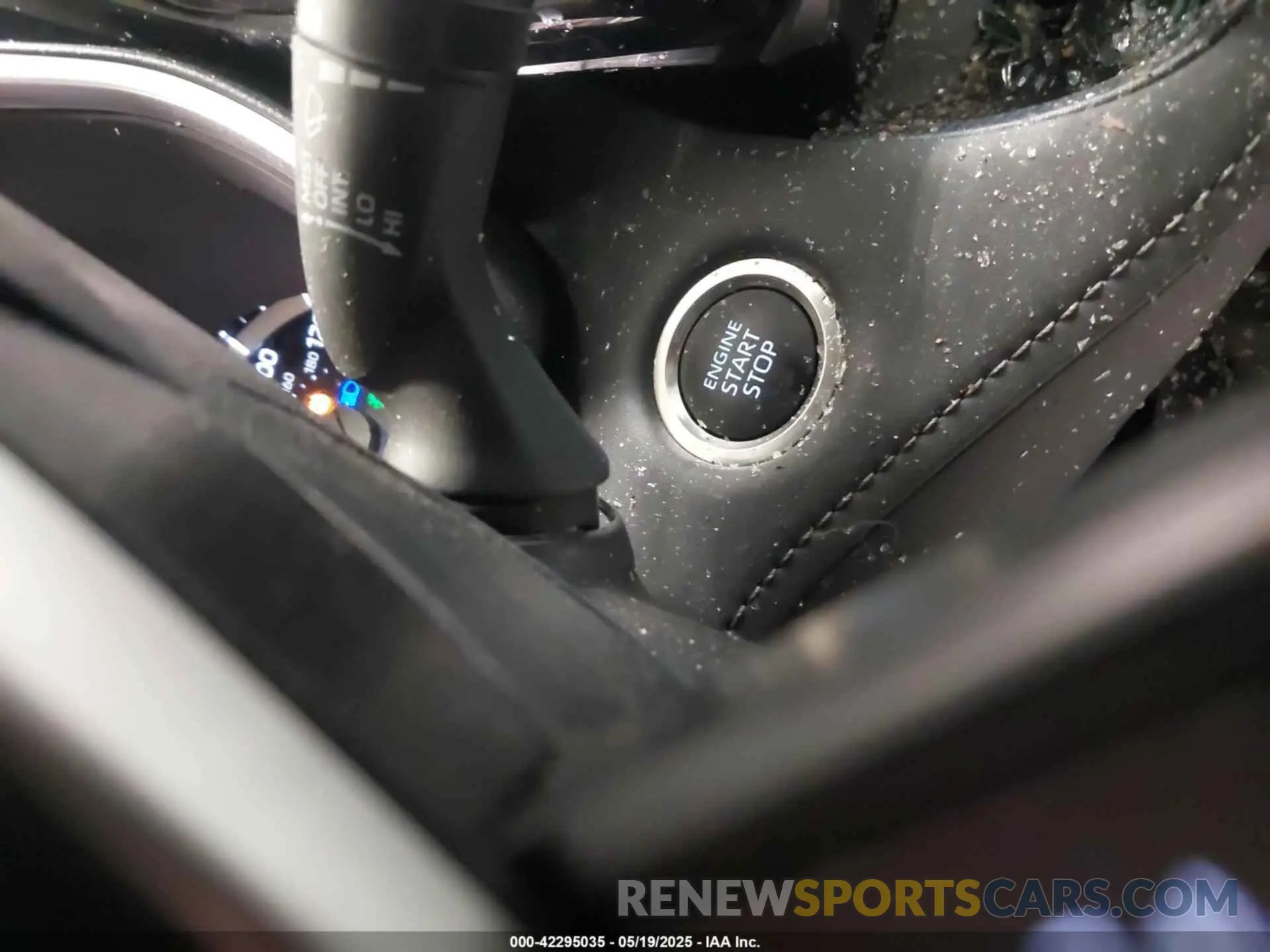 11 fotografías del automóvil dañado 5TDKDRBH9SS576156 TOYOTA HIGHLANDER 2025