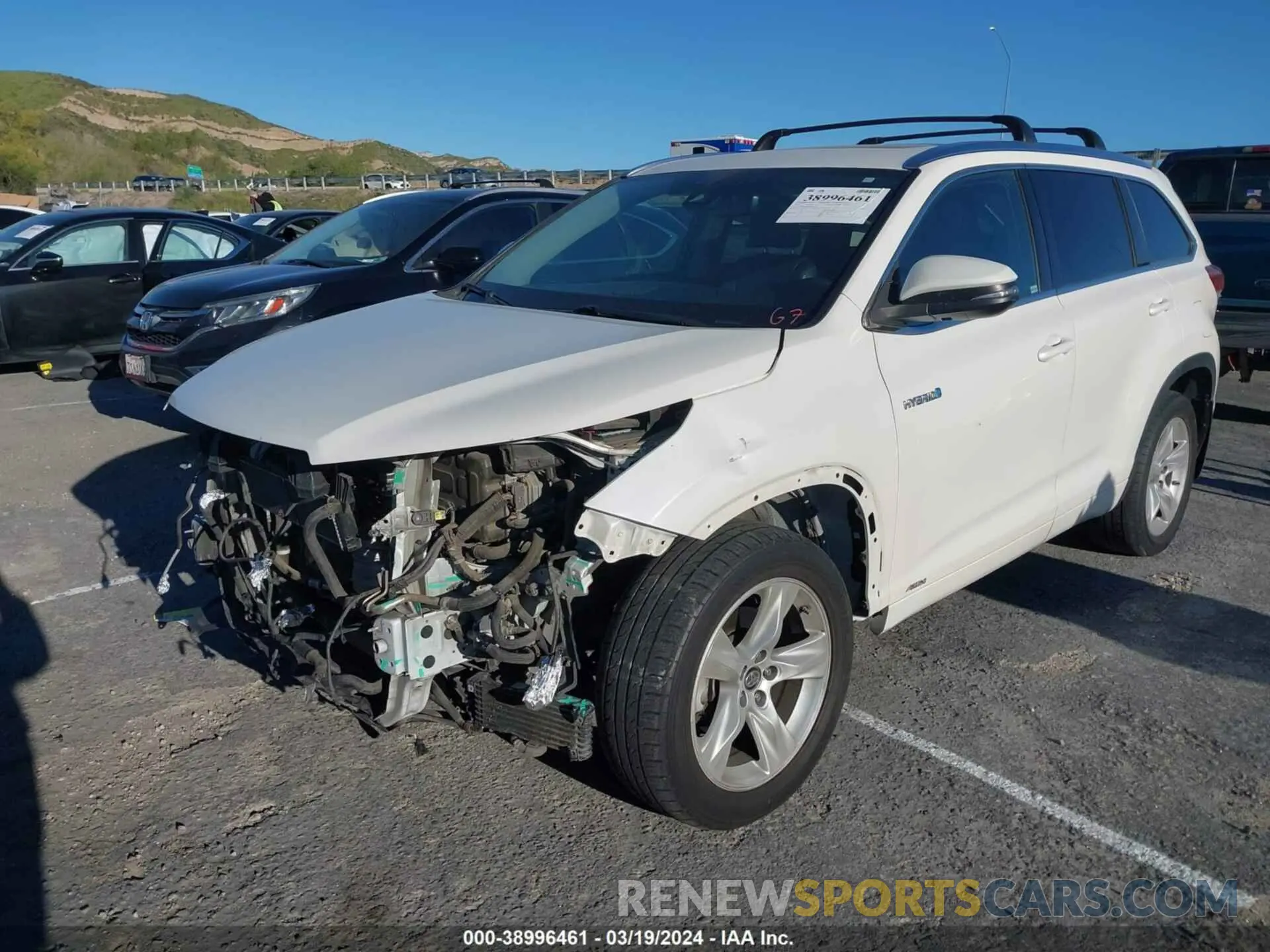 6 fotografías del automóvil dañado 5TDDGRFH0KS054896 TOYOTA HIGHLANDER HYBRID 2019