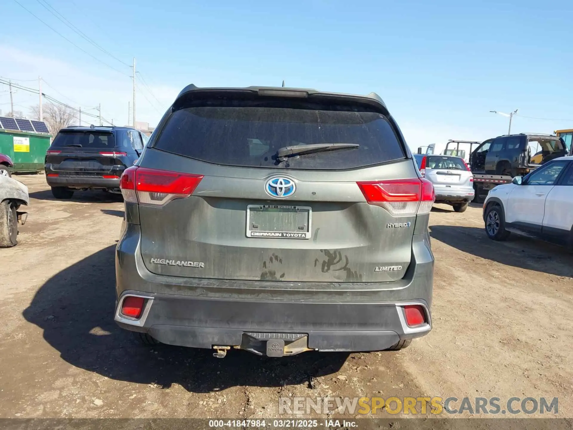 16 fotografías del automóvil dañado 5TDDGRFH1KS078527 TOYOTA HIGHLANDER HYBRID 2019