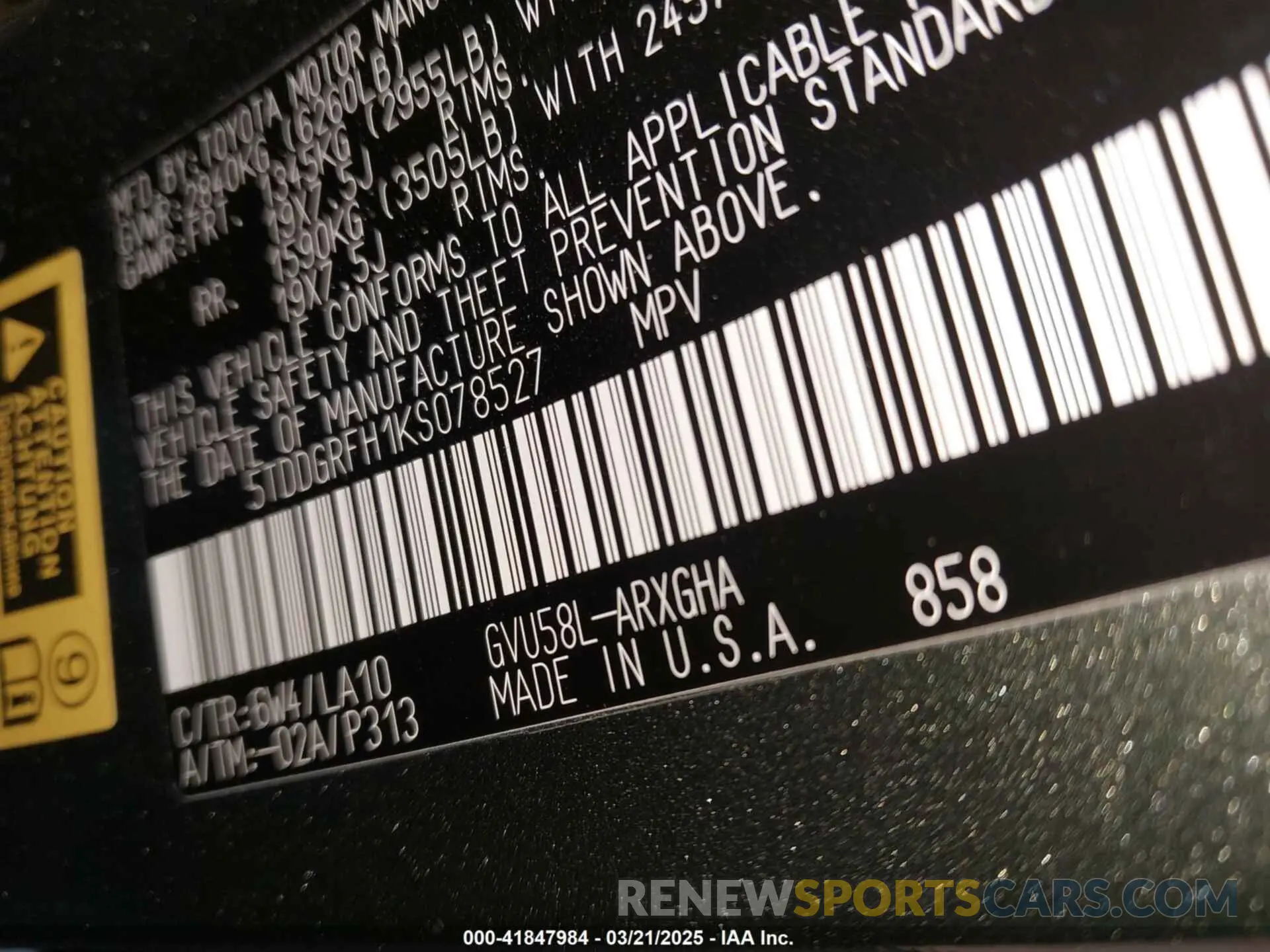 9 fotografías del automóvil dañado 5TDDGRFH1KS078527 TOYOTA HIGHLANDER HYBRID 2019