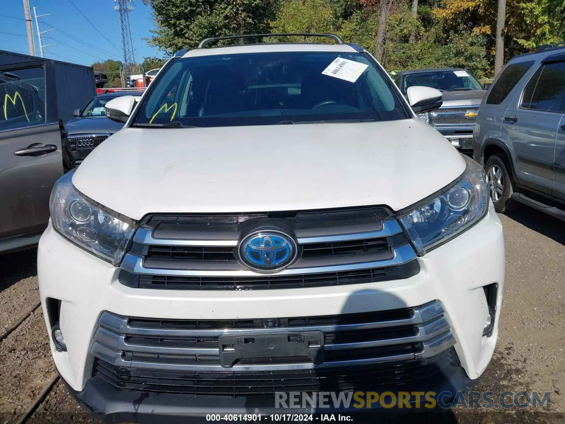 12 fotografías del automóvil dañado 5TDDGRFH3KS052320 TOYOTA HIGHLANDER HYBRID 2019