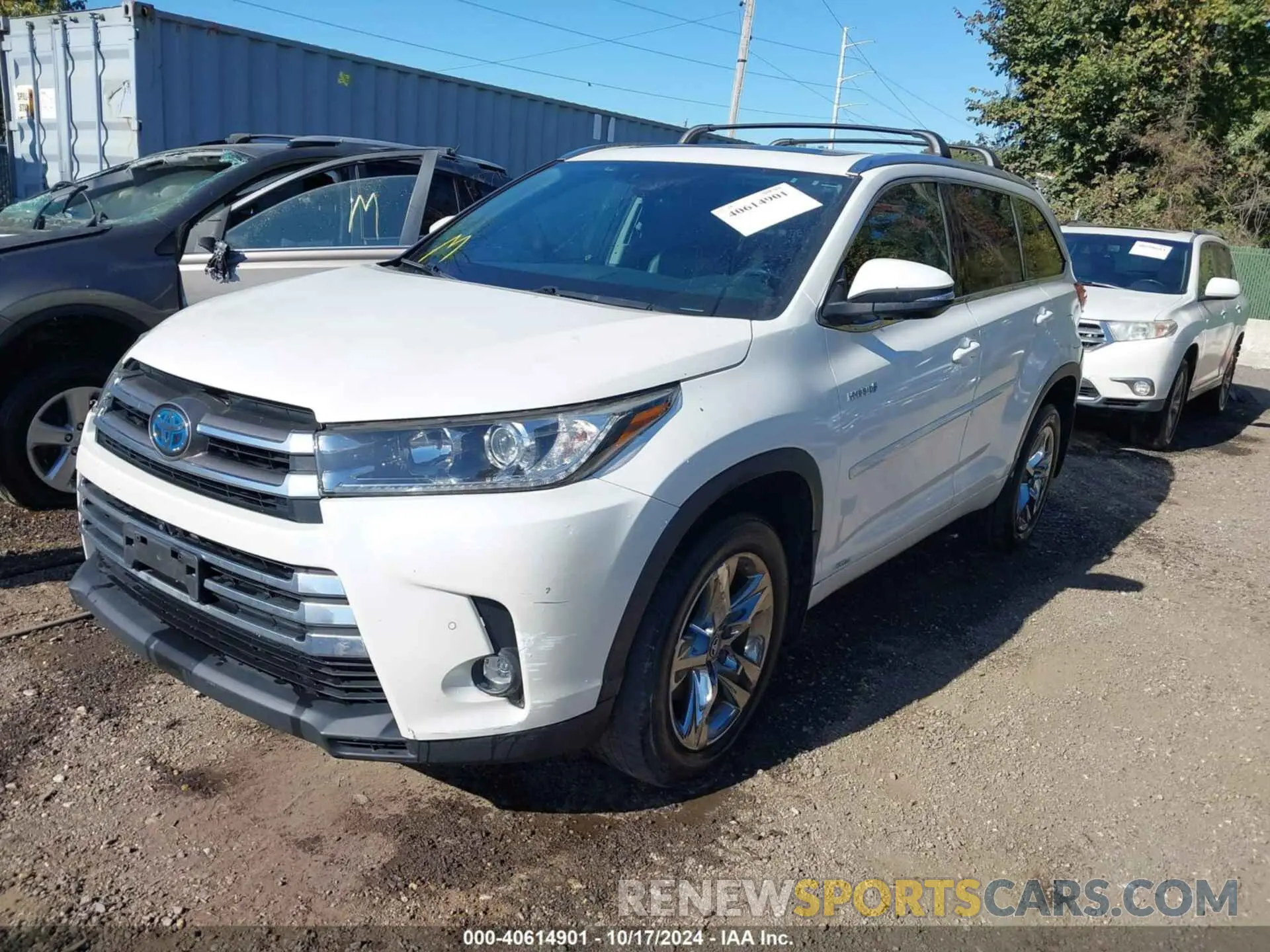 2 fotografías del automóvil dañado 5TDDGRFH3KS052320 TOYOTA HIGHLANDER HYBRID 2019