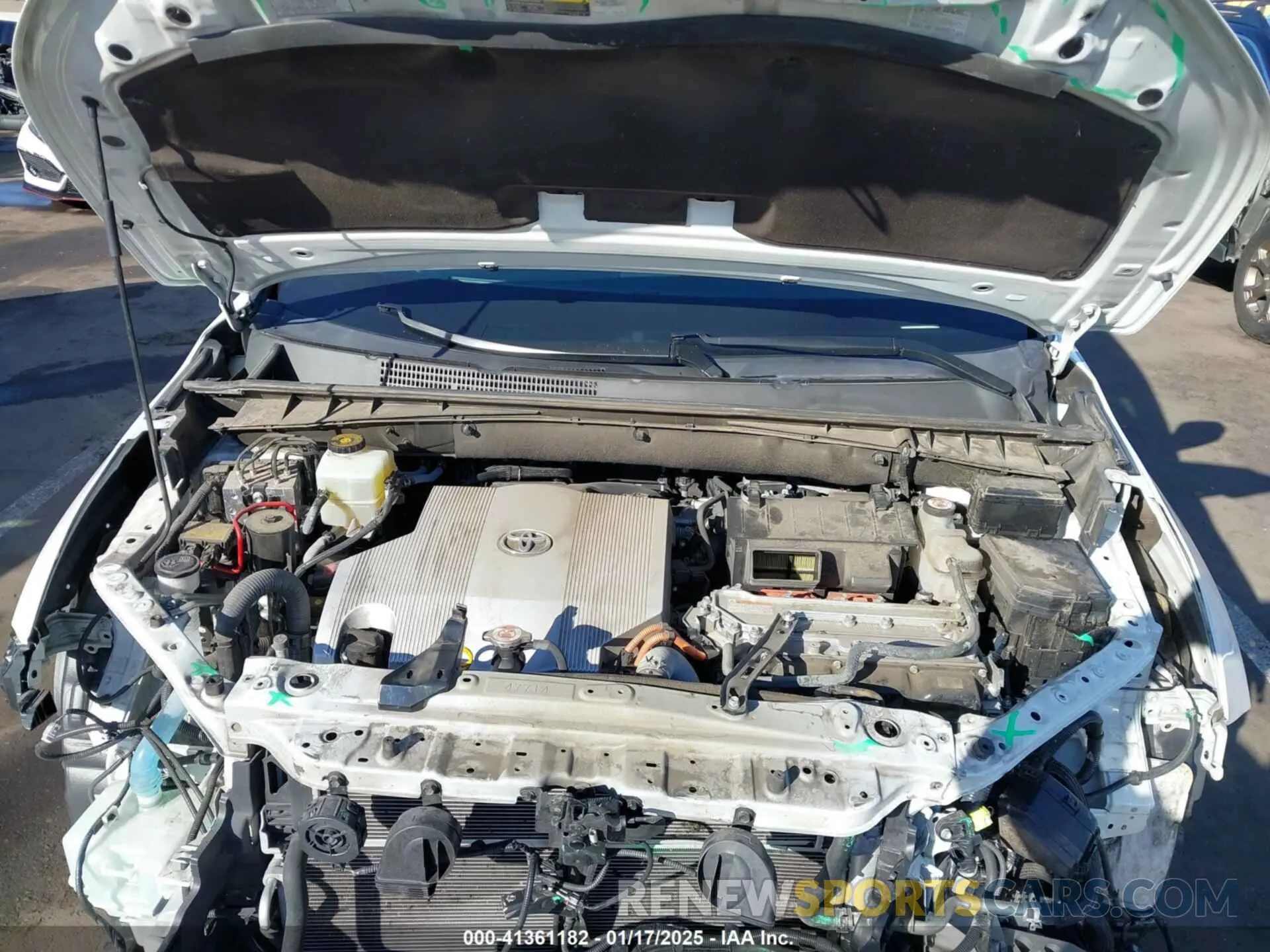 10 fotografías del automóvil dañado 5TDDGRFH4KS053718 TOYOTA HIGHLANDER HYBRID 2019