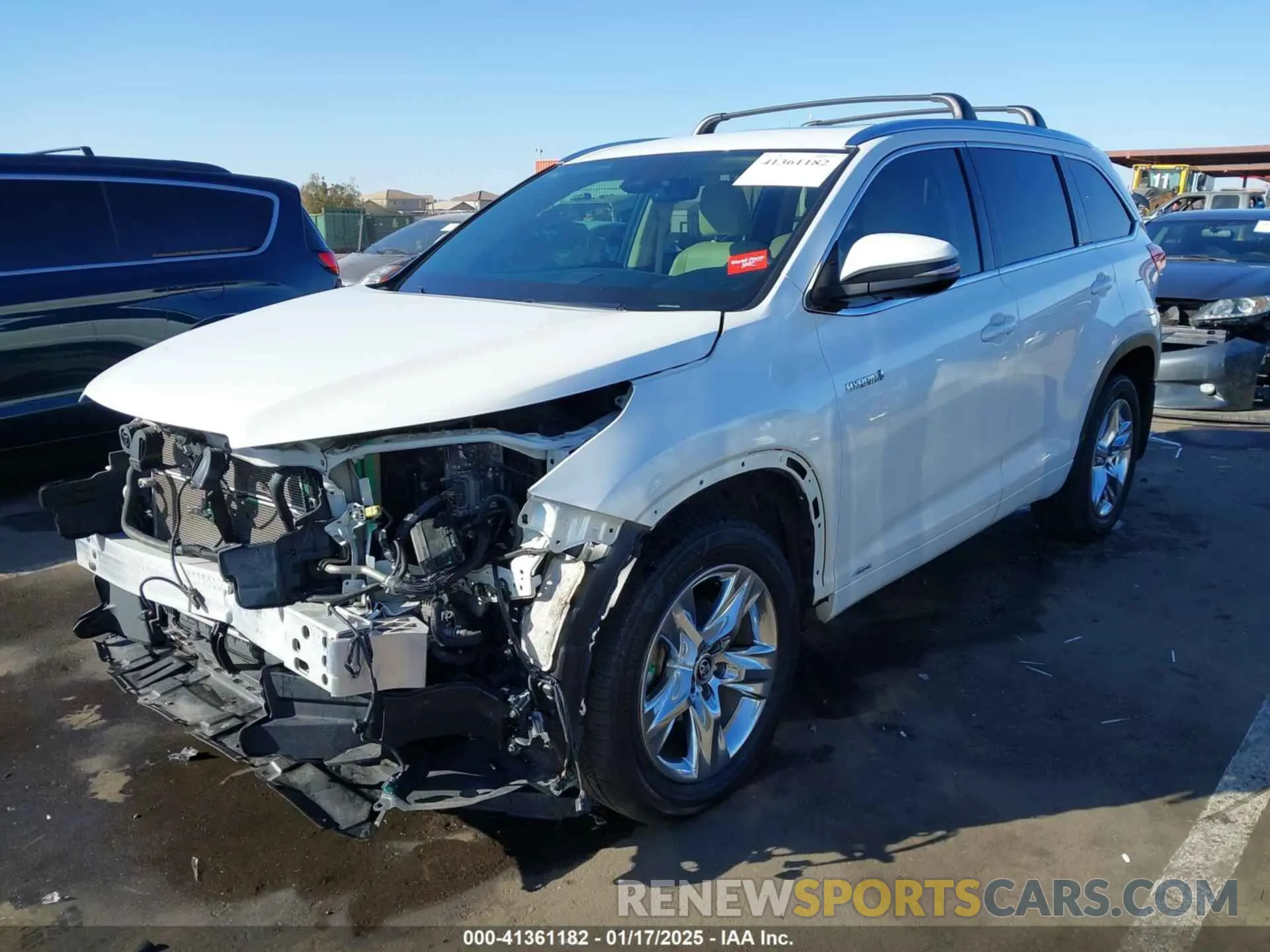 2 fotografías del automóvil dañado 5TDDGRFH4KS053718 TOYOTA HIGHLANDER HYBRID 2019
