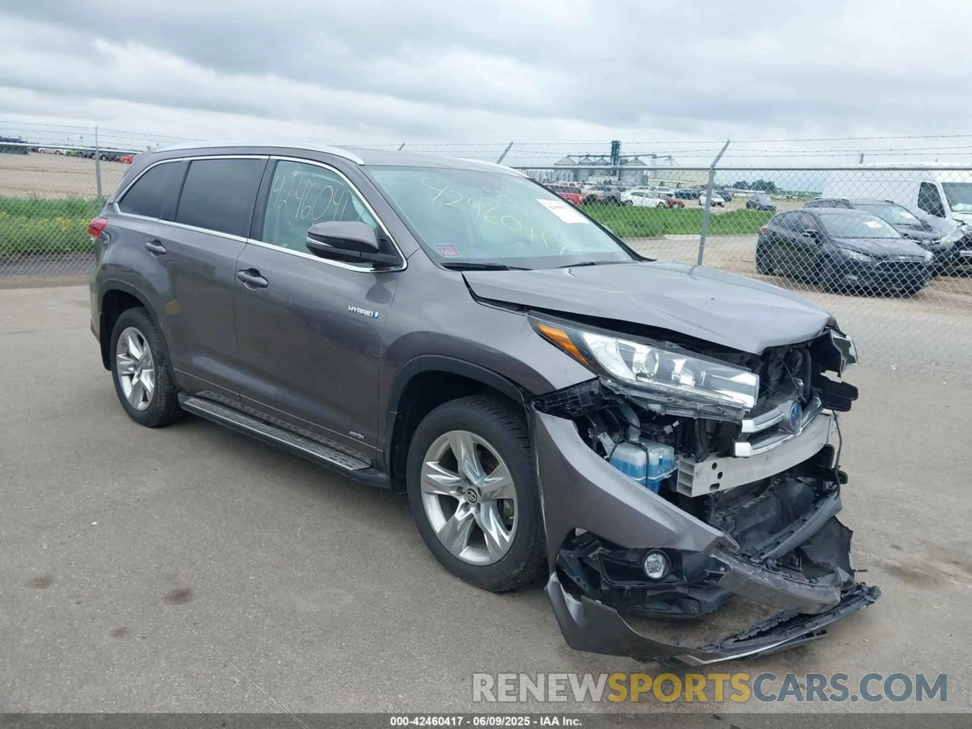 1 fotografías del automóvil dañado 5TDDGRFH4KS072964 TOYOTA HIGHLANDER HYBRID 2019