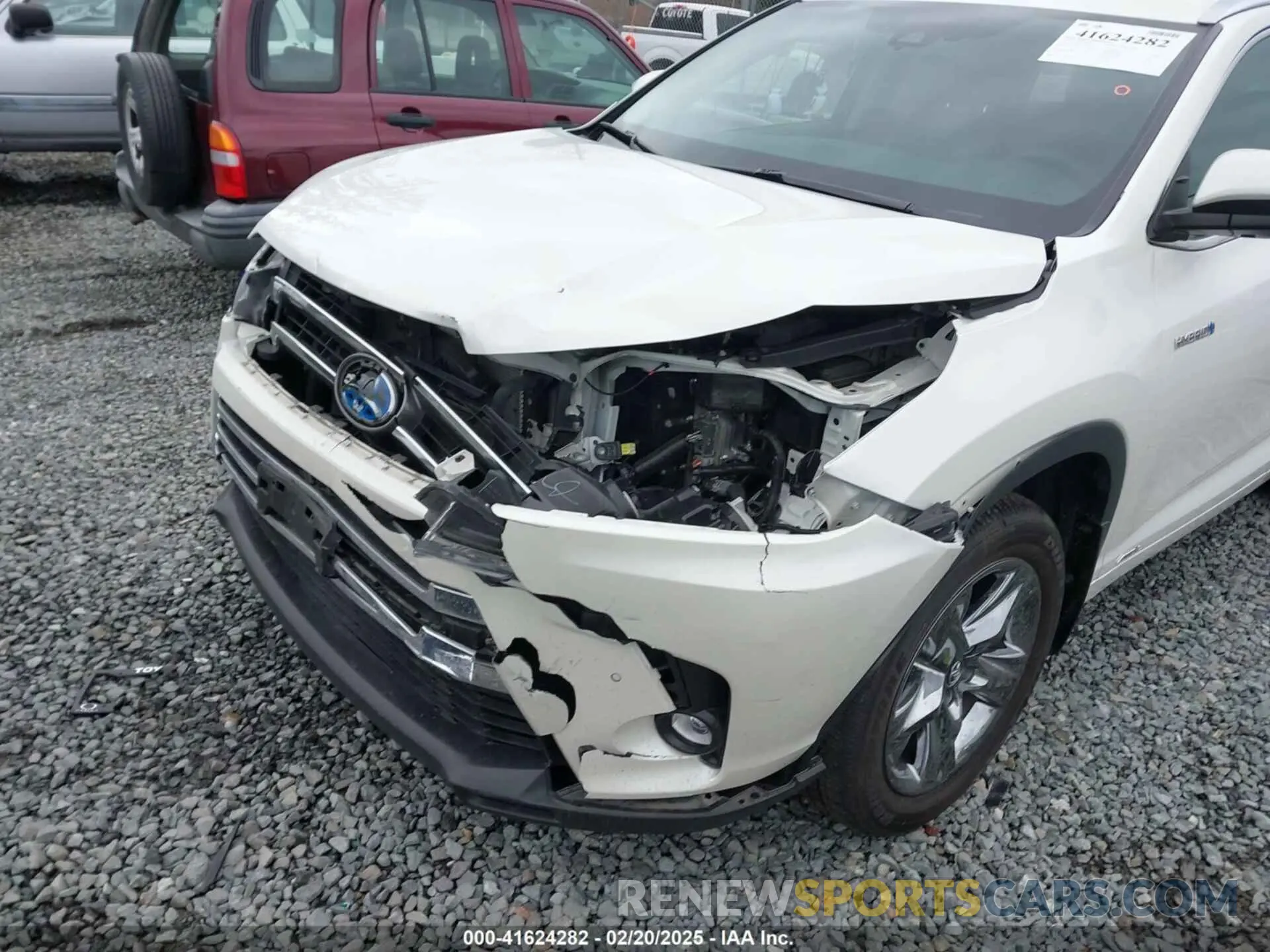 6 fotografías del automóvil dañado 5TDDGRFH6KS075526 TOYOTA HIGHLANDER HYBRID 2019