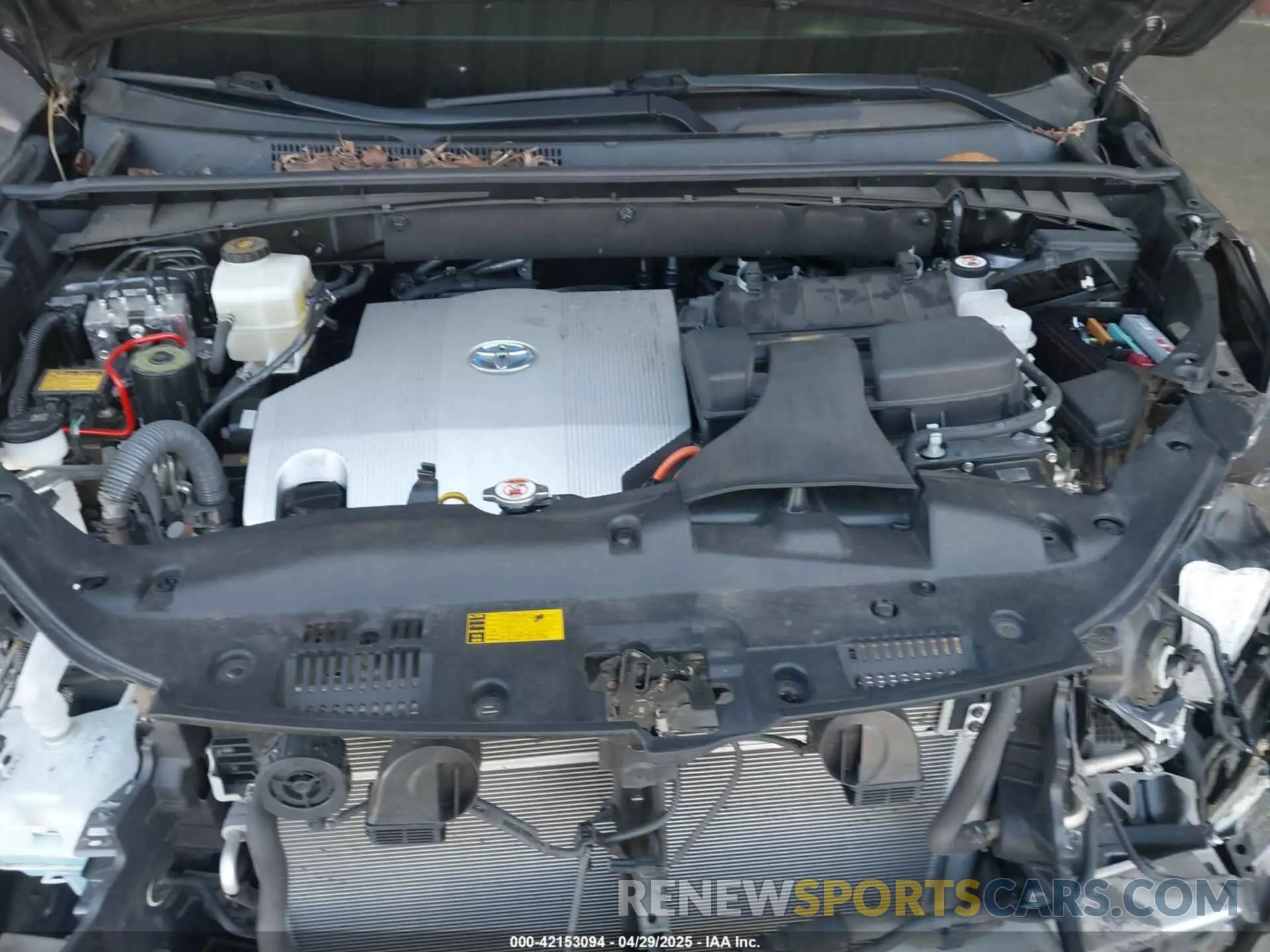 10 fotografías del automóvil dañado 5TDJGRFH2KS058824 TOYOTA HIGHLANDER HYBRID 2019