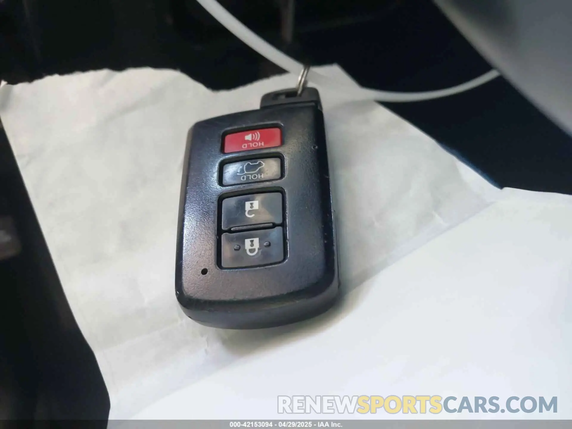11 fotografías del automóvil dañado 5TDJGRFH2KS058824 TOYOTA HIGHLANDER HYBRID 2019