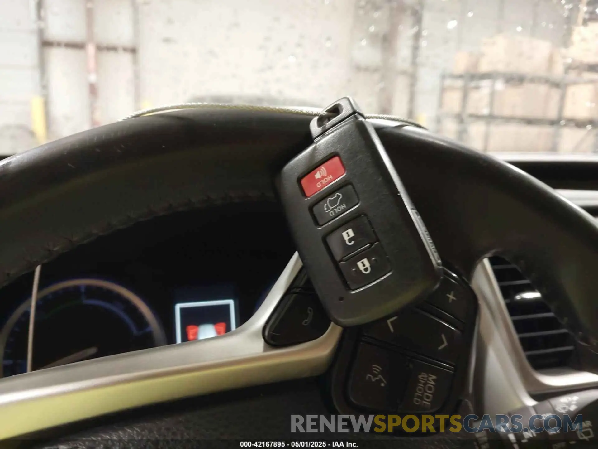 11 fotografías del automóvil dañado 5TDJGRFH3KS070254 TOYOTA HIGHLANDER HYBRID 2019