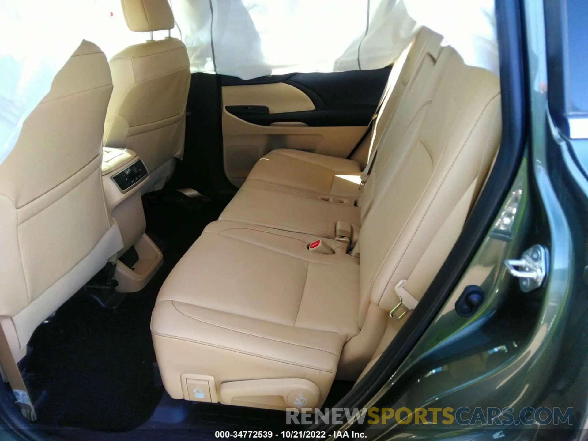 8 fotografías del automóvil dañado 5TDJGRFH5KS060728 TOYOTA HIGHLANDER HYBRID 2019