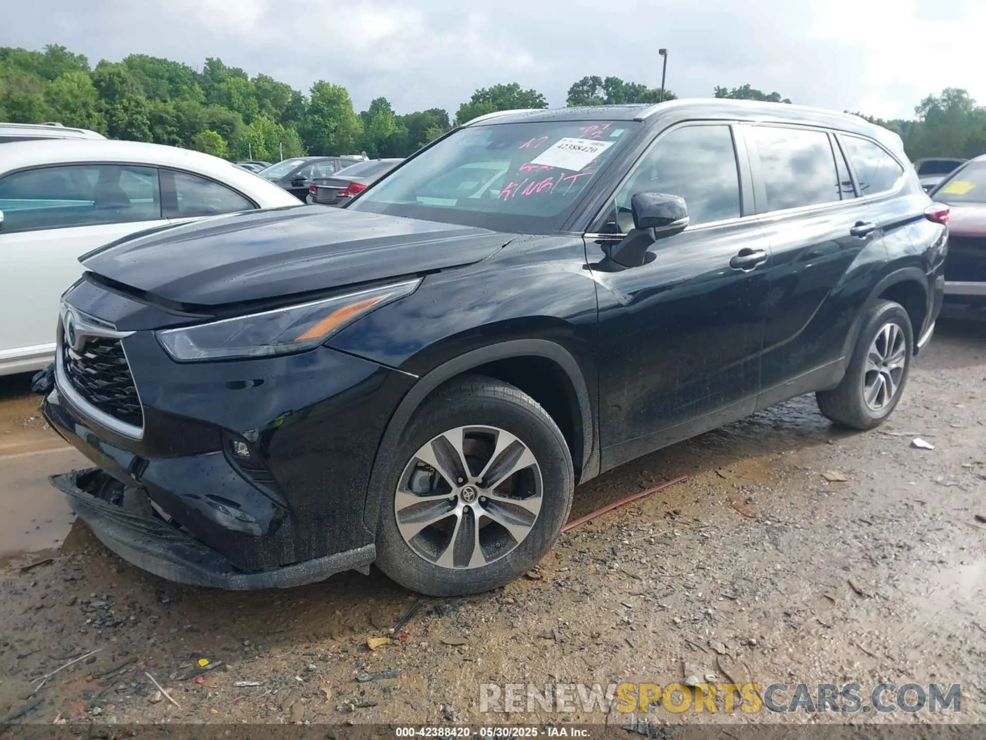 2 fotografías del automóvil dañado 5TDKARAH0RS529652 TOYOTA HIGHLANDER HYBRID 2024