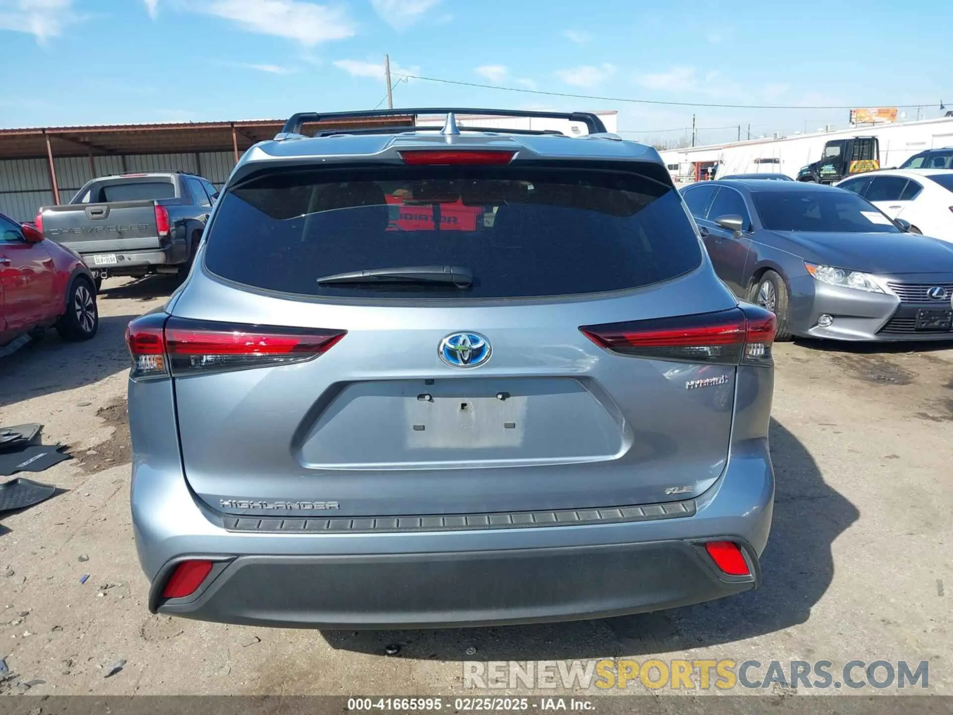 17 fotografías del automóvil dañado 5TDKARAH8RS024068 TOYOTA HIGHLANDER HYBRID 2024