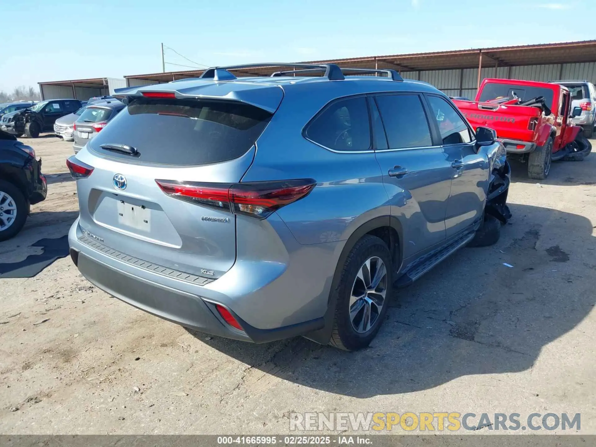 4 fotografías del automóvil dañado 5TDKARAH8RS024068 TOYOTA HIGHLANDER HYBRID 2024