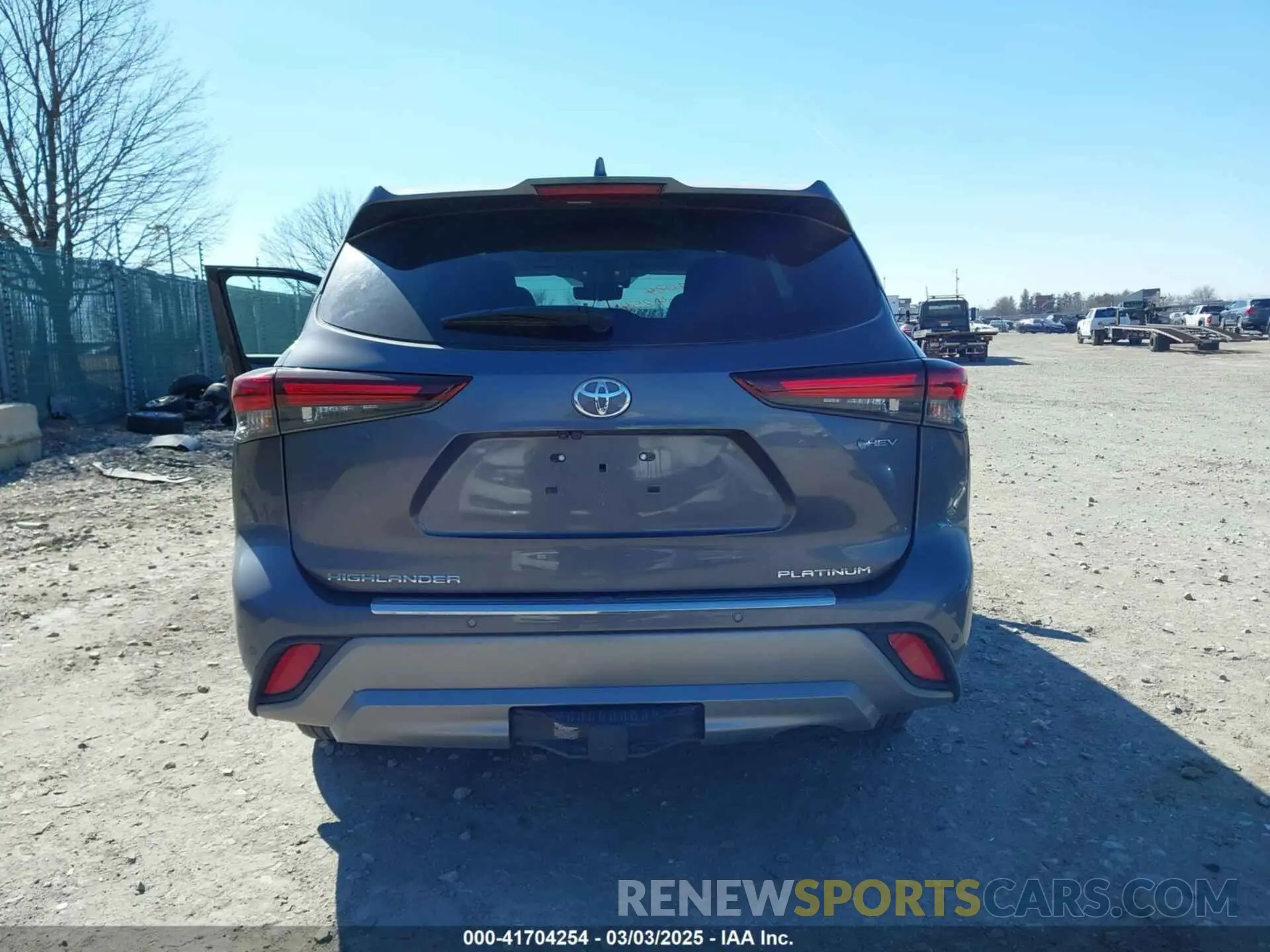 15 fotografías del automóvil dañado 5TDEBRCH2SS651751 TOYOTA HIGHLANDER HYBRID 2025