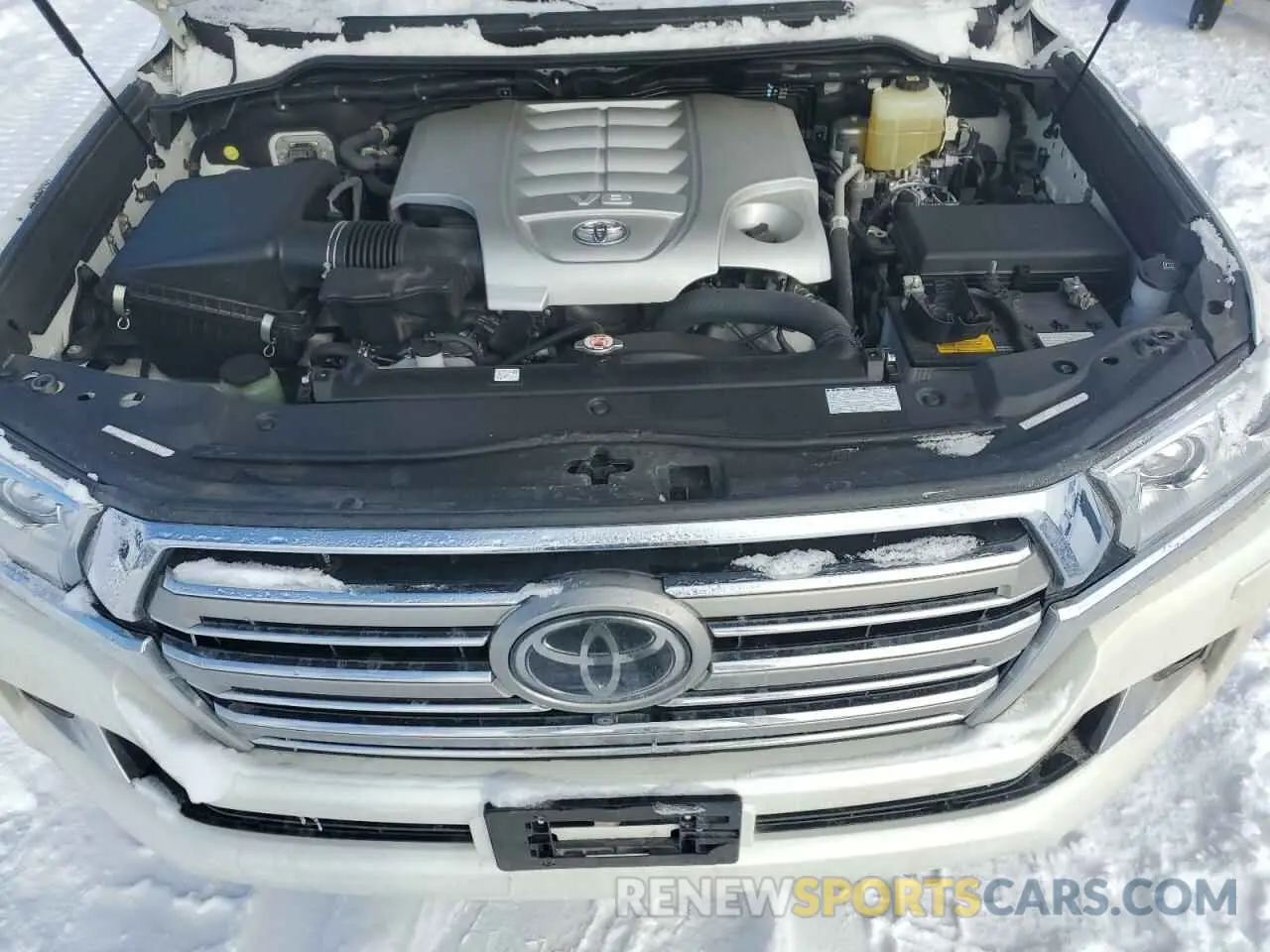 12 fotografías del automóvil dañado JTMCY7AJ1M4104260 TOYOTA LAND CRUIS 2021