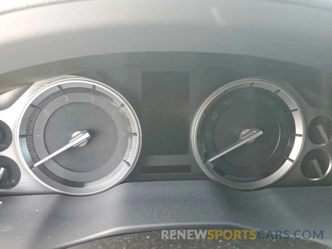 9 fotografías del automóvil dañado JTMCY7AJ1M4104260 TOYOTA LAND CRUIS 2021