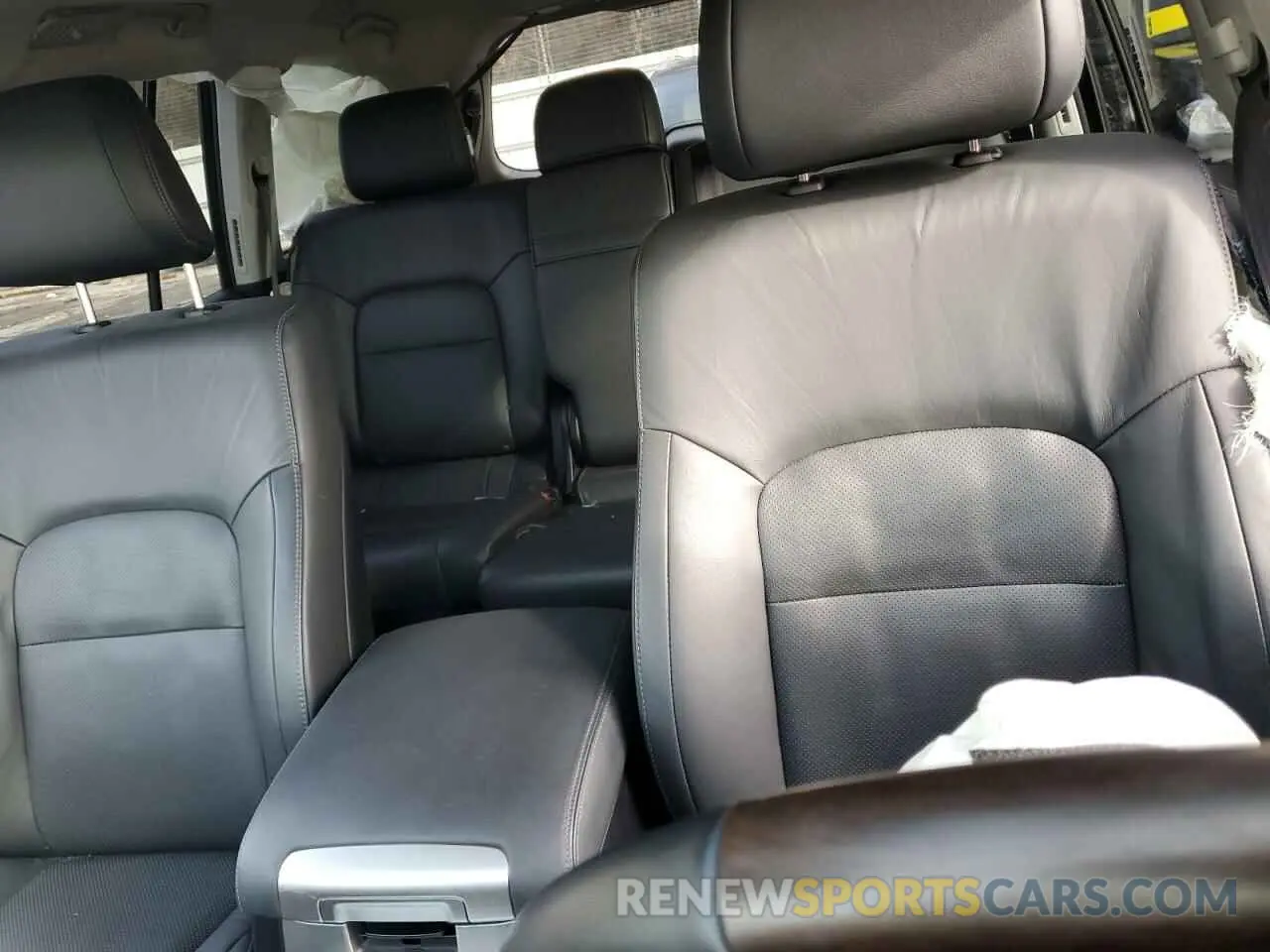 10 fotografías del automóvil dañado JTMCY7AJ8M4103848 TOYOTA LAND CRUIS 2021