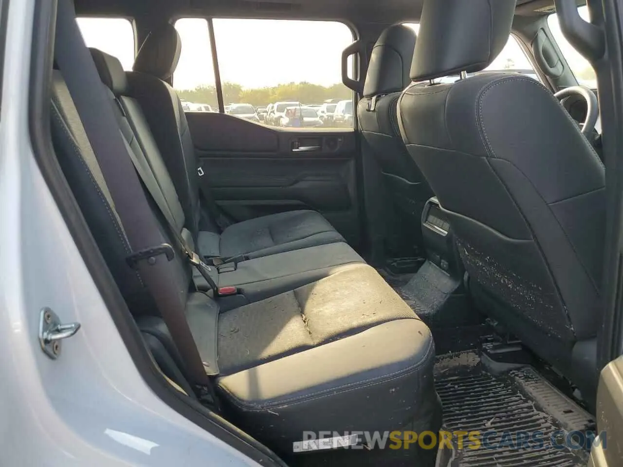 10 fotografías del automóvil dañado JTEABFAJ1S5012393 TOYOTA LAND CRUIS 2025