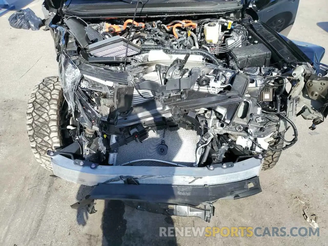 12 fotografías del automóvil dañado JTEABFAJ6S5010025 TOYOTA LAND CRUIS 2025