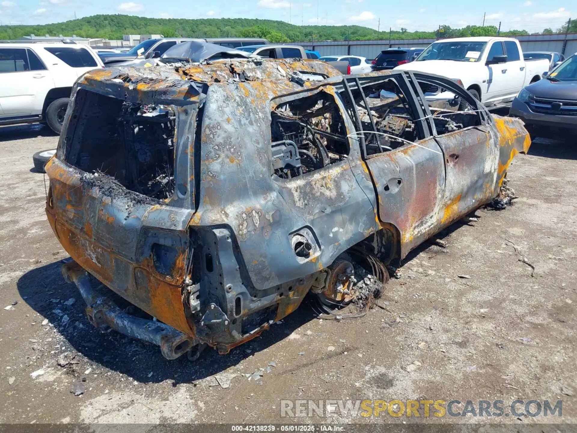 4 fotografías del automóvil dañado JTMCY7AJ2K4075834 TOYOTA LAND CRUISER 2019