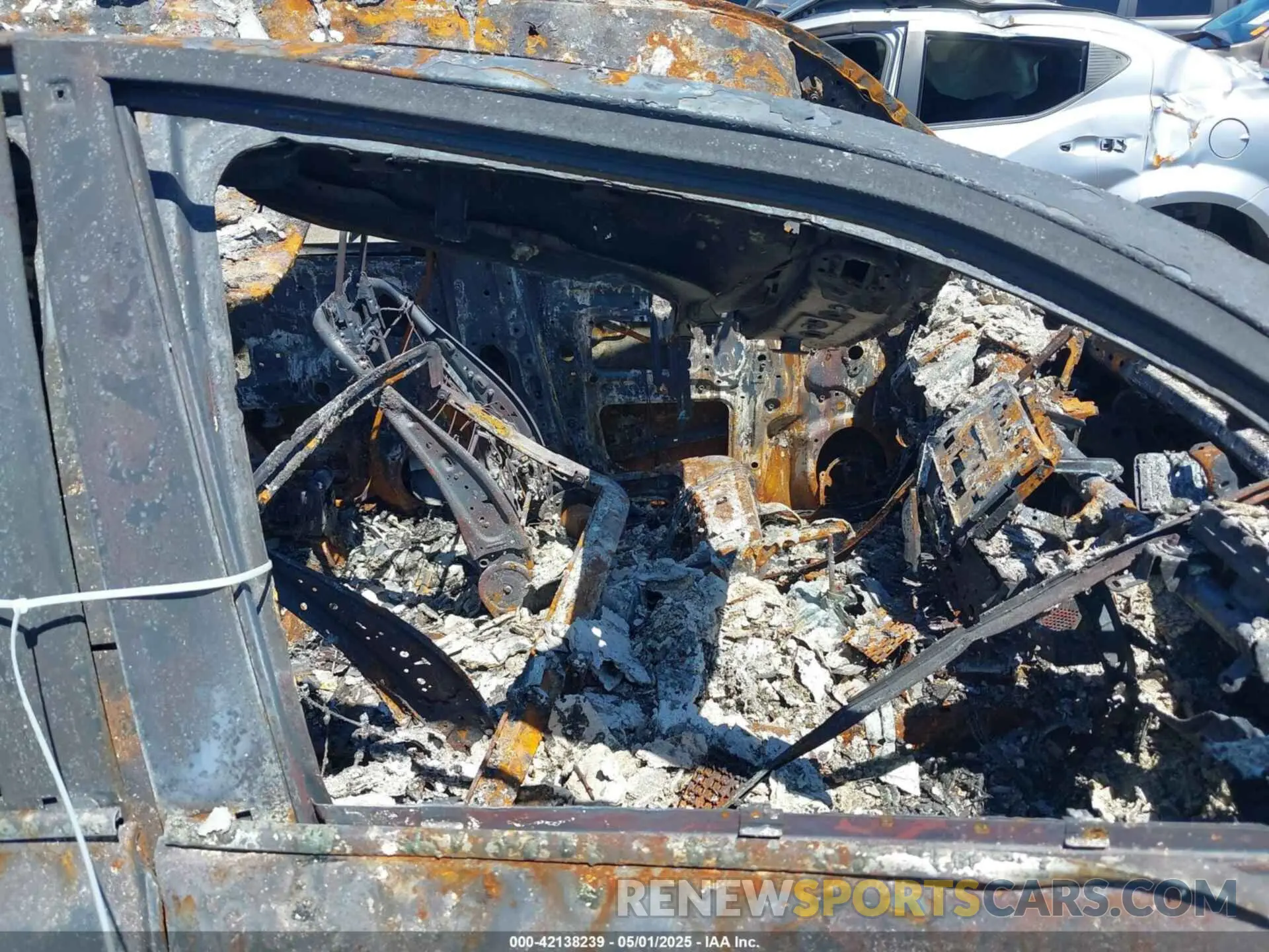 5 fotografías del automóvil dañado JTMCY7AJ2K4075834 TOYOTA LAND CRUISER 2019