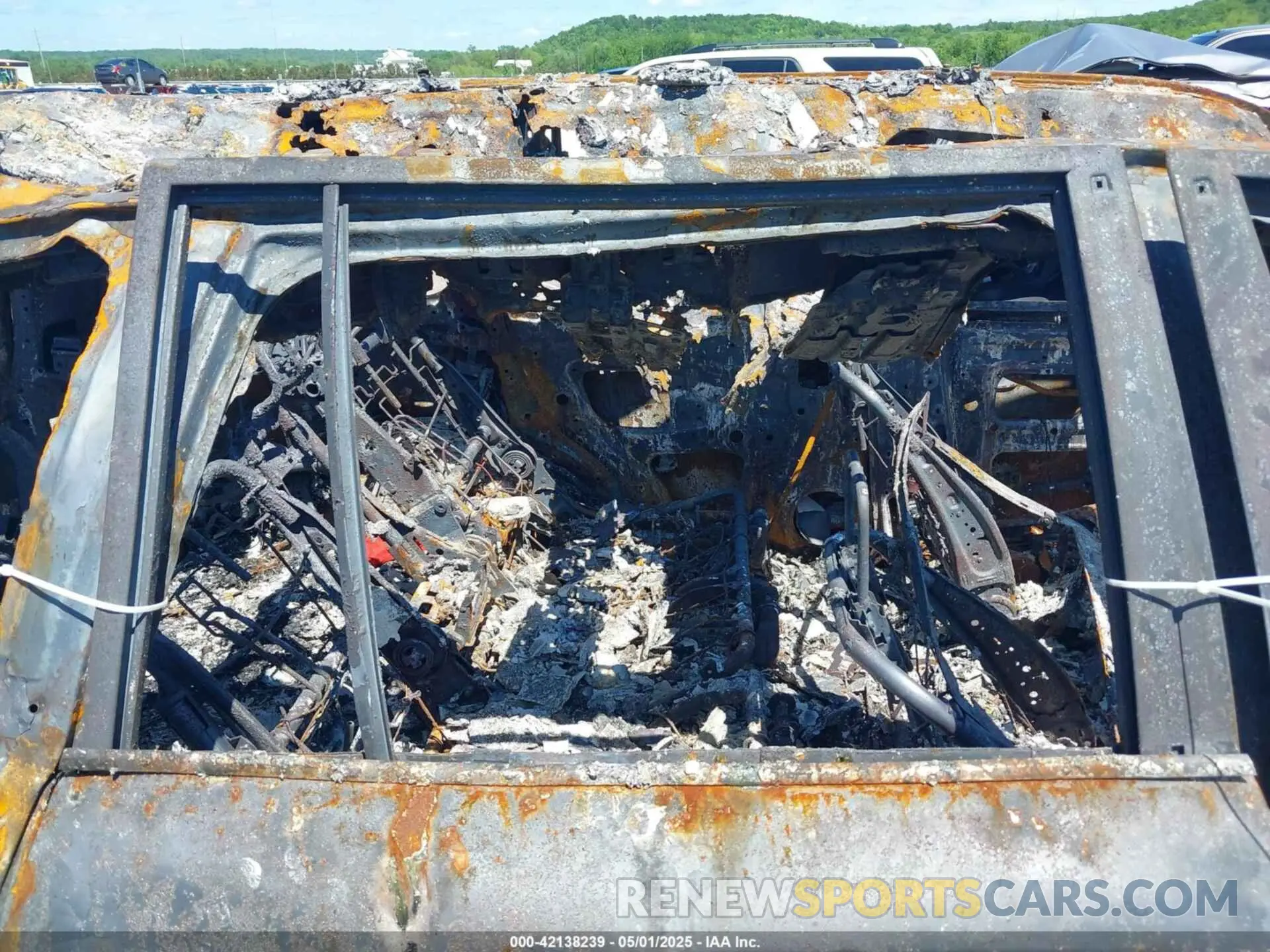 8 fotografías del automóvil dañado JTMCY7AJ2K4075834 TOYOTA LAND CRUISER 2019