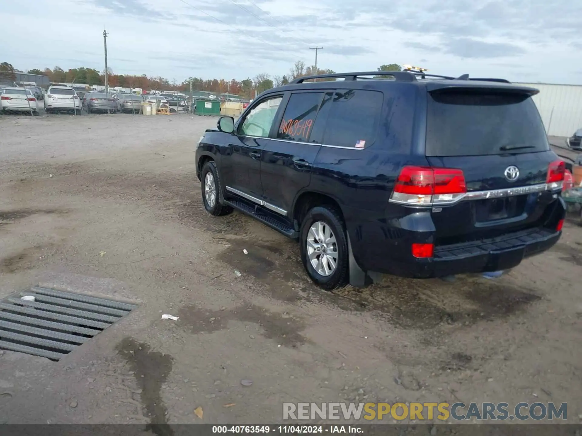 3 fotografías del automóvil dañado JTMCY7AJ2K4082993 TOYOTA LAND CRUISER 2019