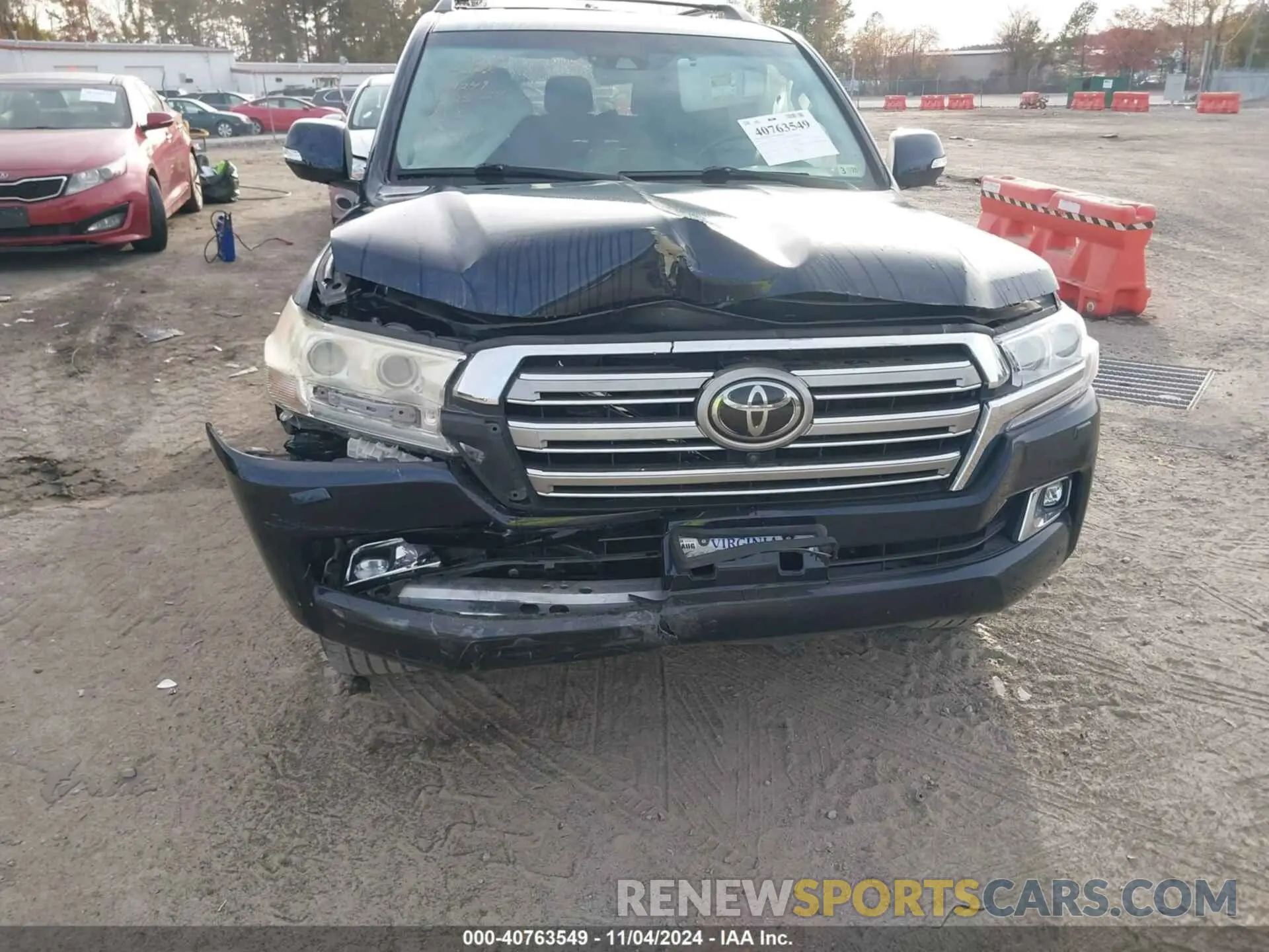 6 fotografías del automóvil dañado JTMCY7AJ2K4082993 TOYOTA LAND CRUISER 2019