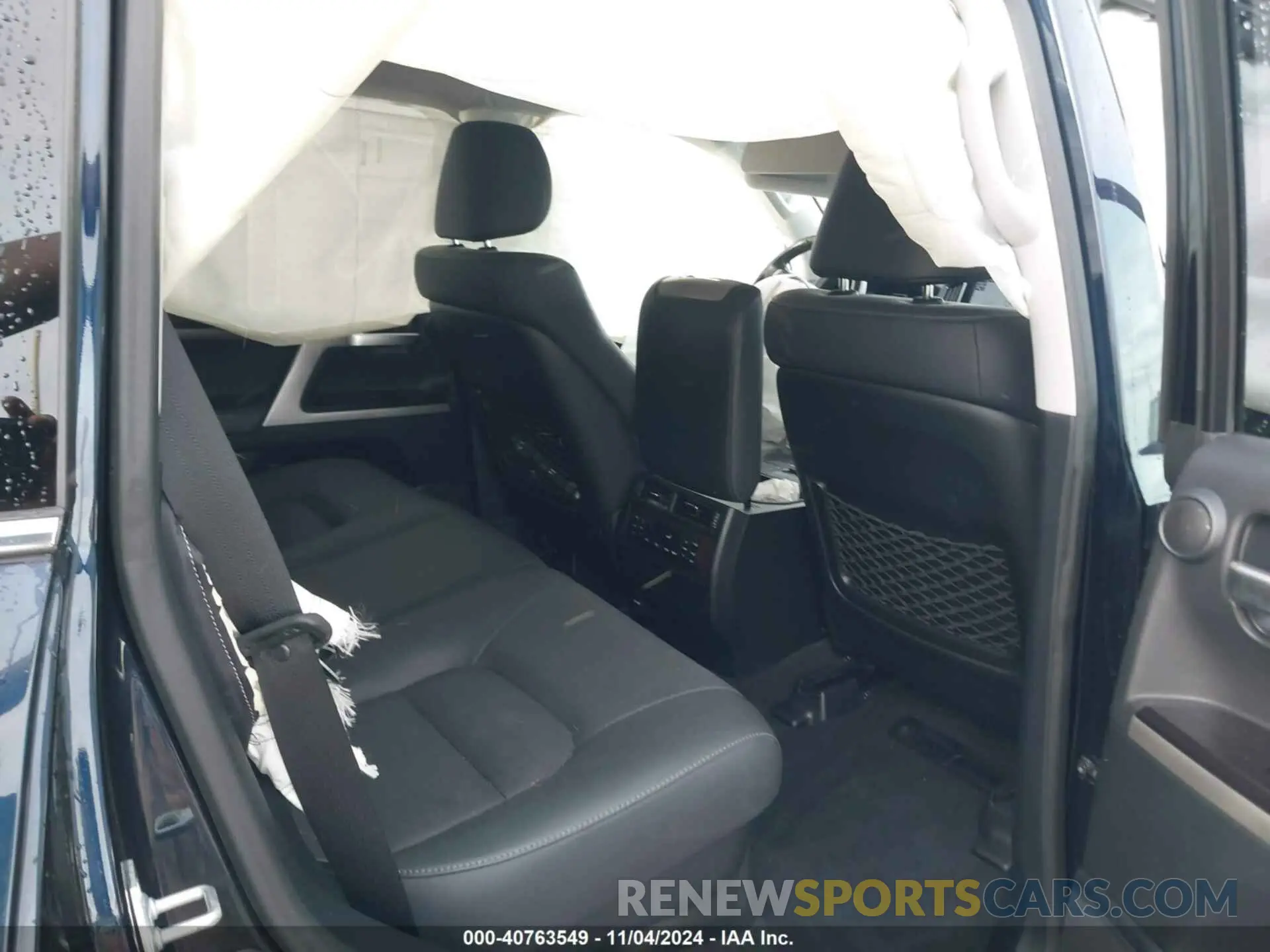 8 fotografías del automóvil dañado JTMCY7AJ2K4082993 TOYOTA LAND CRUISER 2019