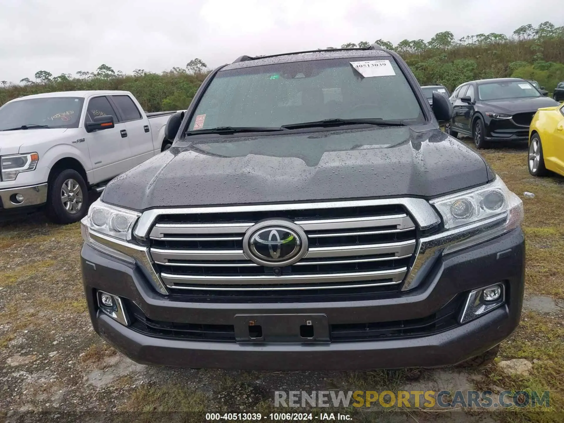 12 fotografías del automóvil dañado JTMCY7AJ2M4096296 TOYOTA LAND CRUISER 2021