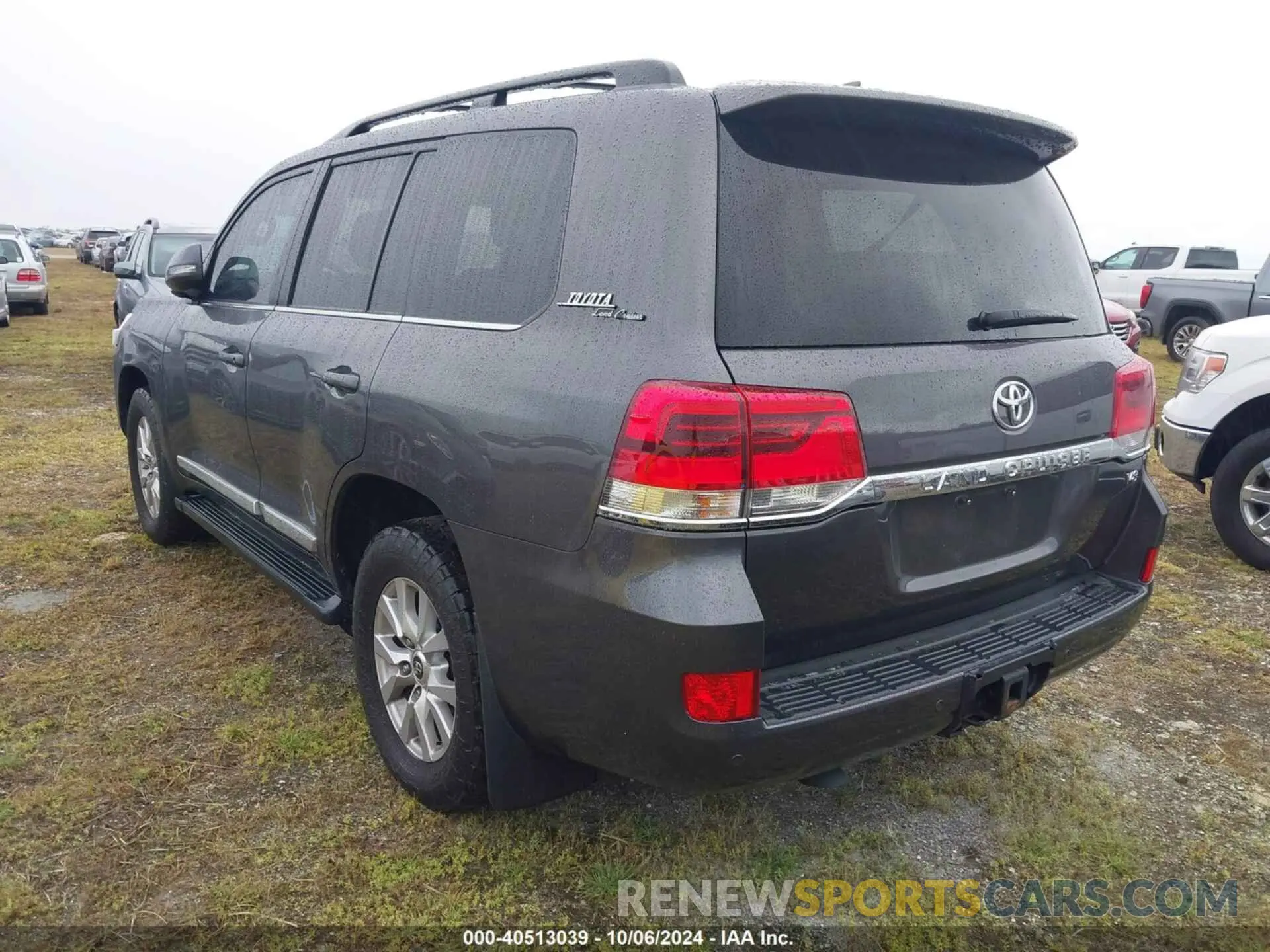 3 fotografías del automóvil dañado JTMCY7AJ2M4096296 TOYOTA LAND CRUISER 2021