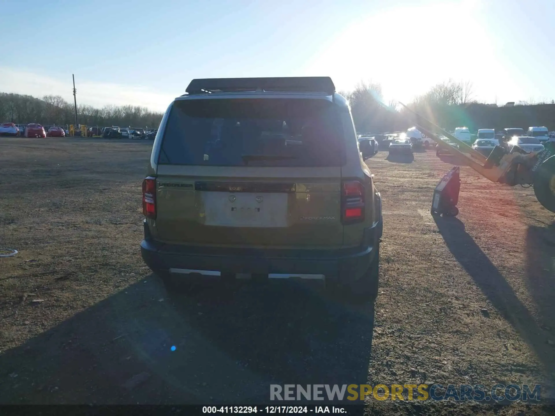 17 fotografías del automóvil dañado JTEABFAJ6RK004432 TOYOTA LAND CRUISER 2024
